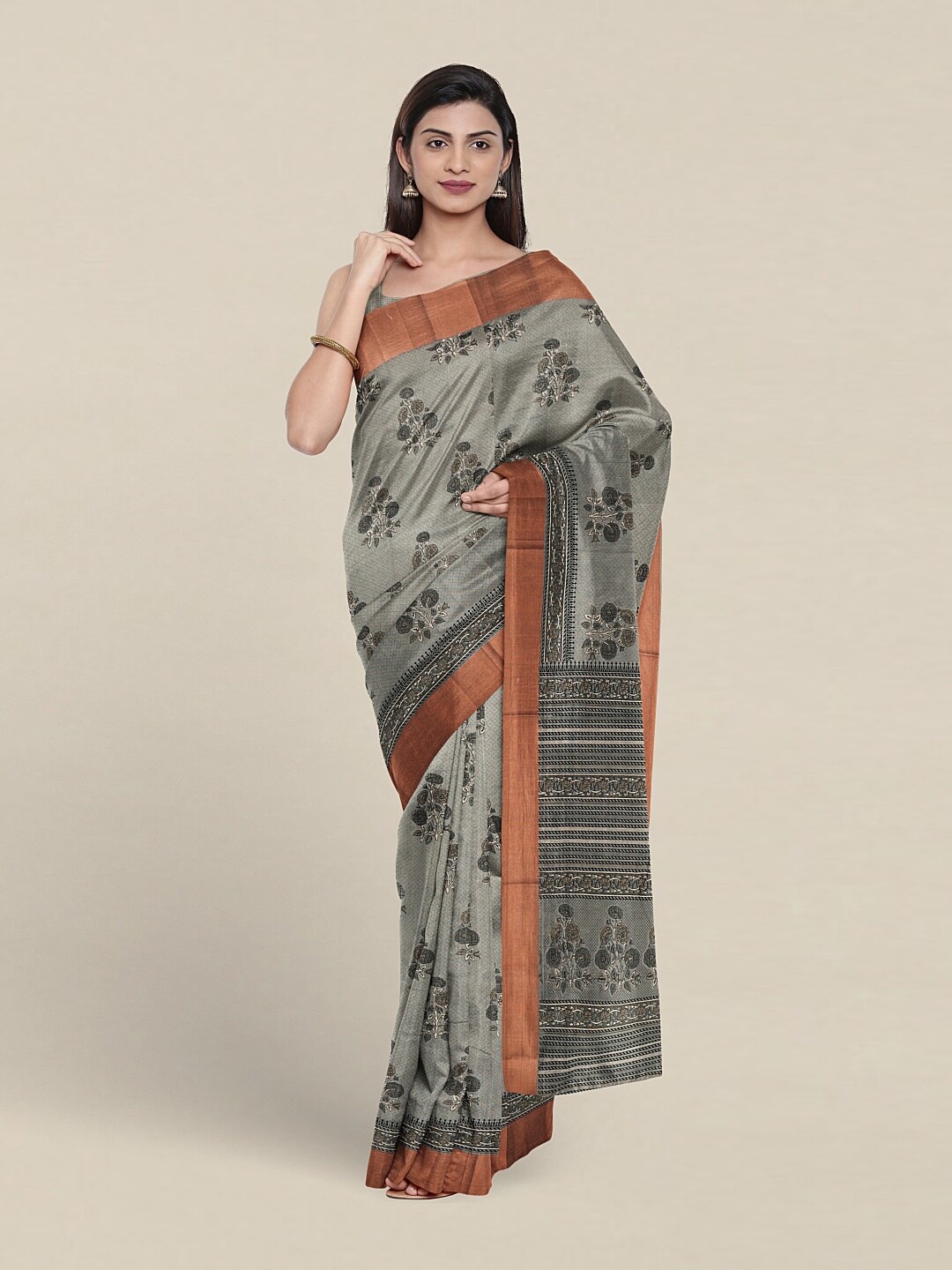 

Pothys Floral Printed Zari Pure Cotton Saree, Grey