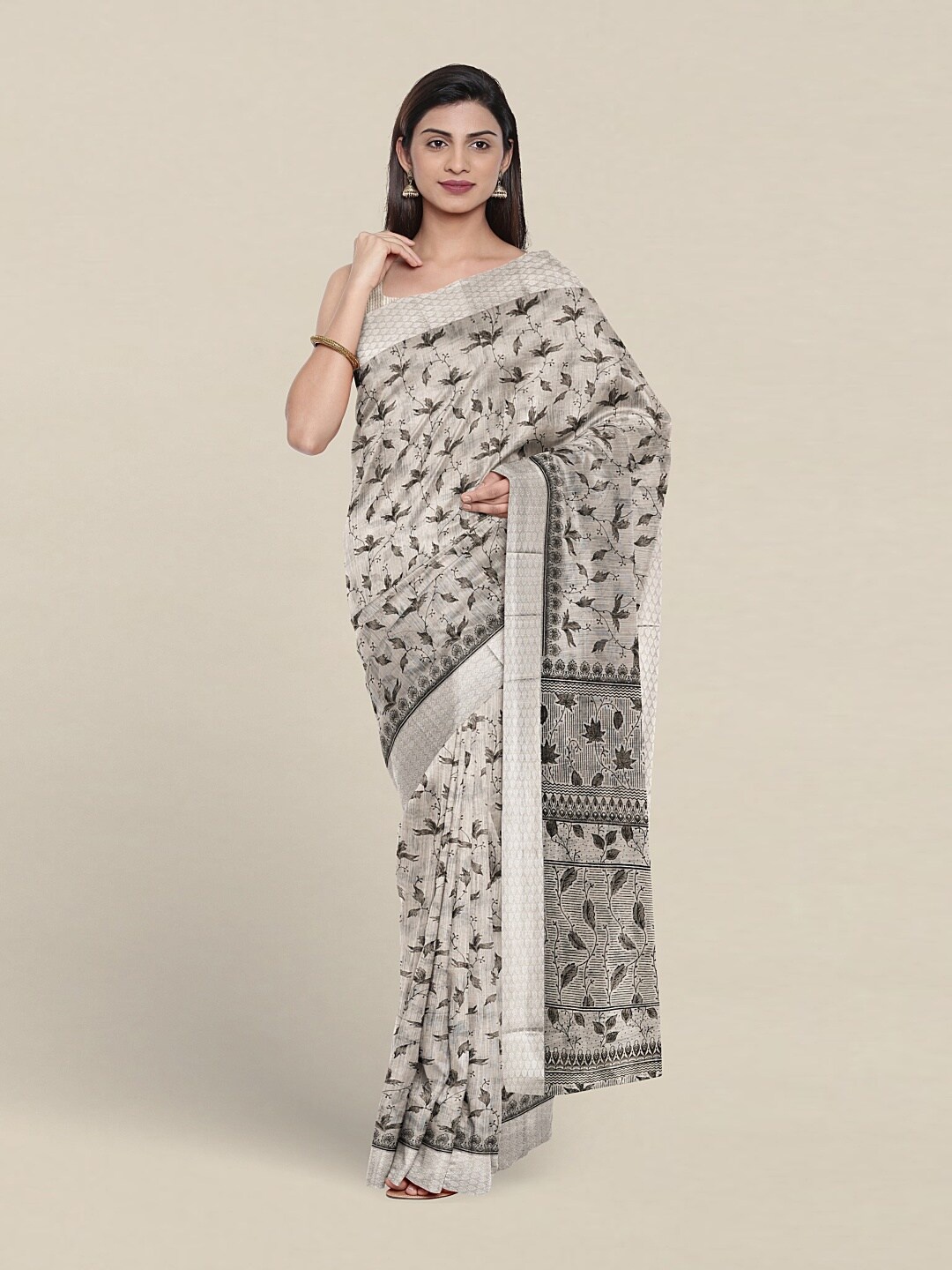 

Pothys Floral Printed Pure Cotton Saree, Grey
