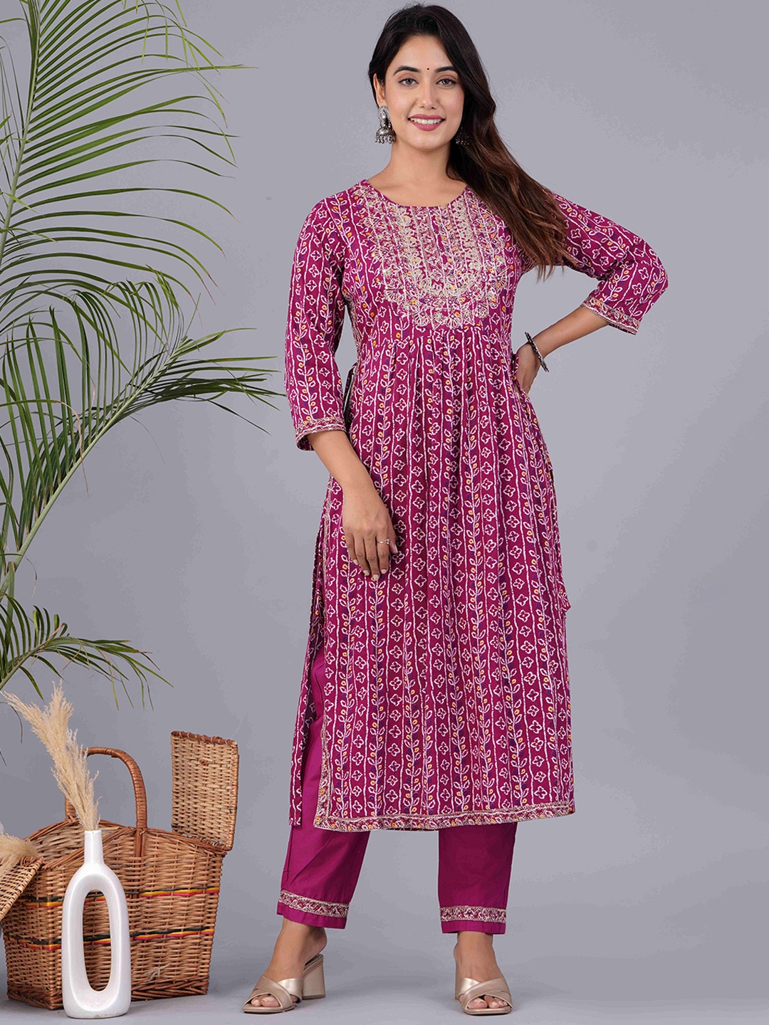 

PARCHHAI Ethnic Motifs Printed Empire Pure Cotton Kurta With Trousers & Dupatta, Pink