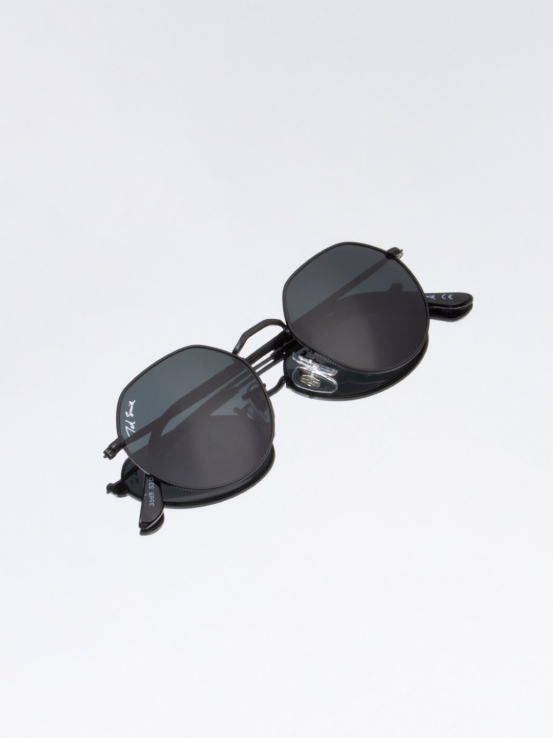 

Ted Smith Unisex Round Sunglasses with UV Protected Lens, Black