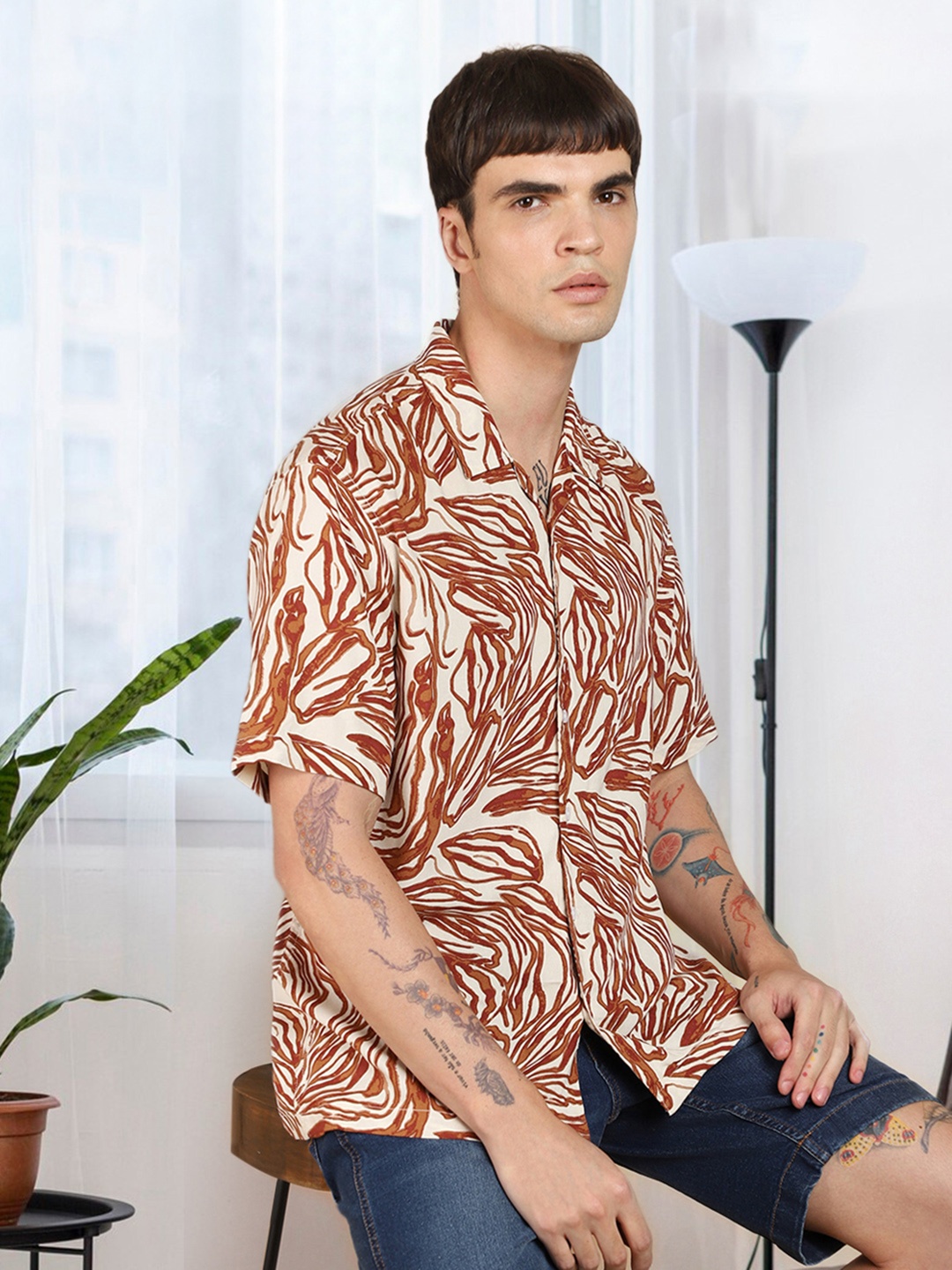 

Dennis Lingo Slim Fit Abstract Printed Opaque Cotton Casual Shirt, Beige