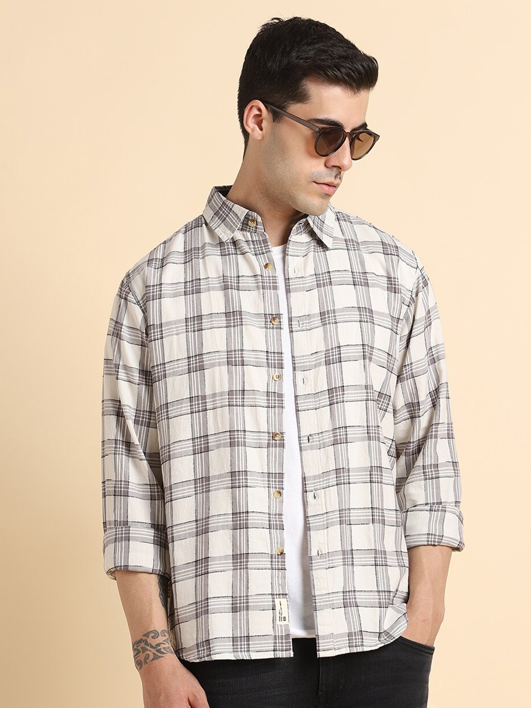 

Dennis Lingo Slim Fit Tartan Checks Spread Collar Long Sleeve Pure Cotton Casual Shirt, Off white