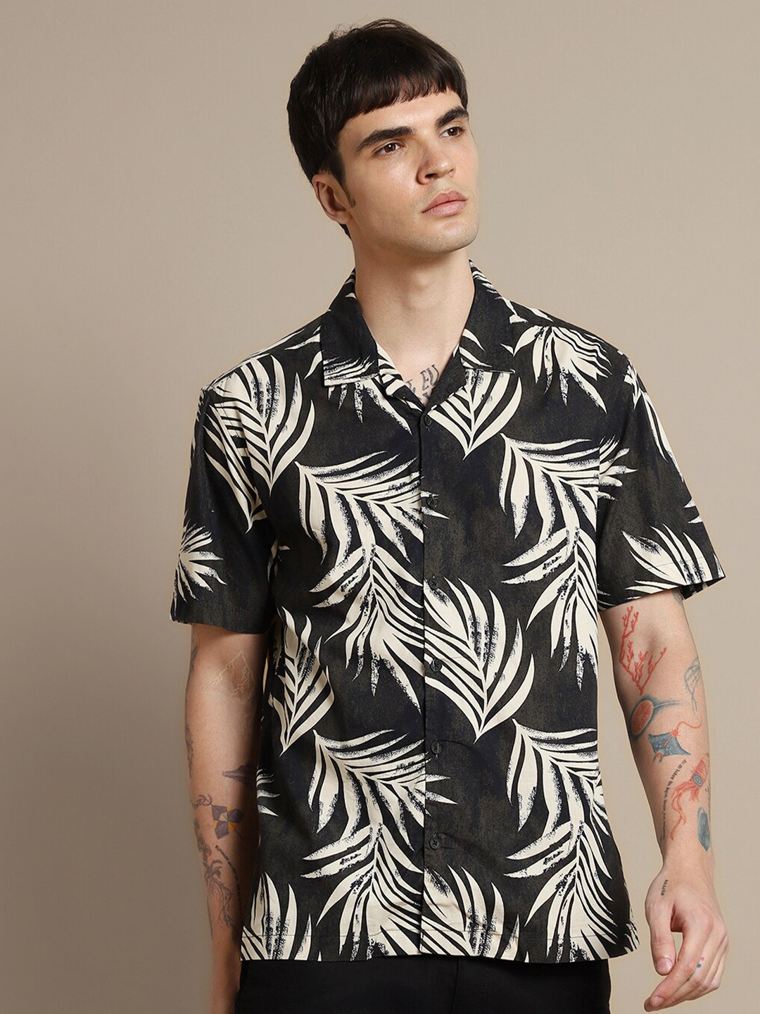 

Dennis Lingo Slim Fit Conversational Printed Opaque Cotton Casual Shirt, Black