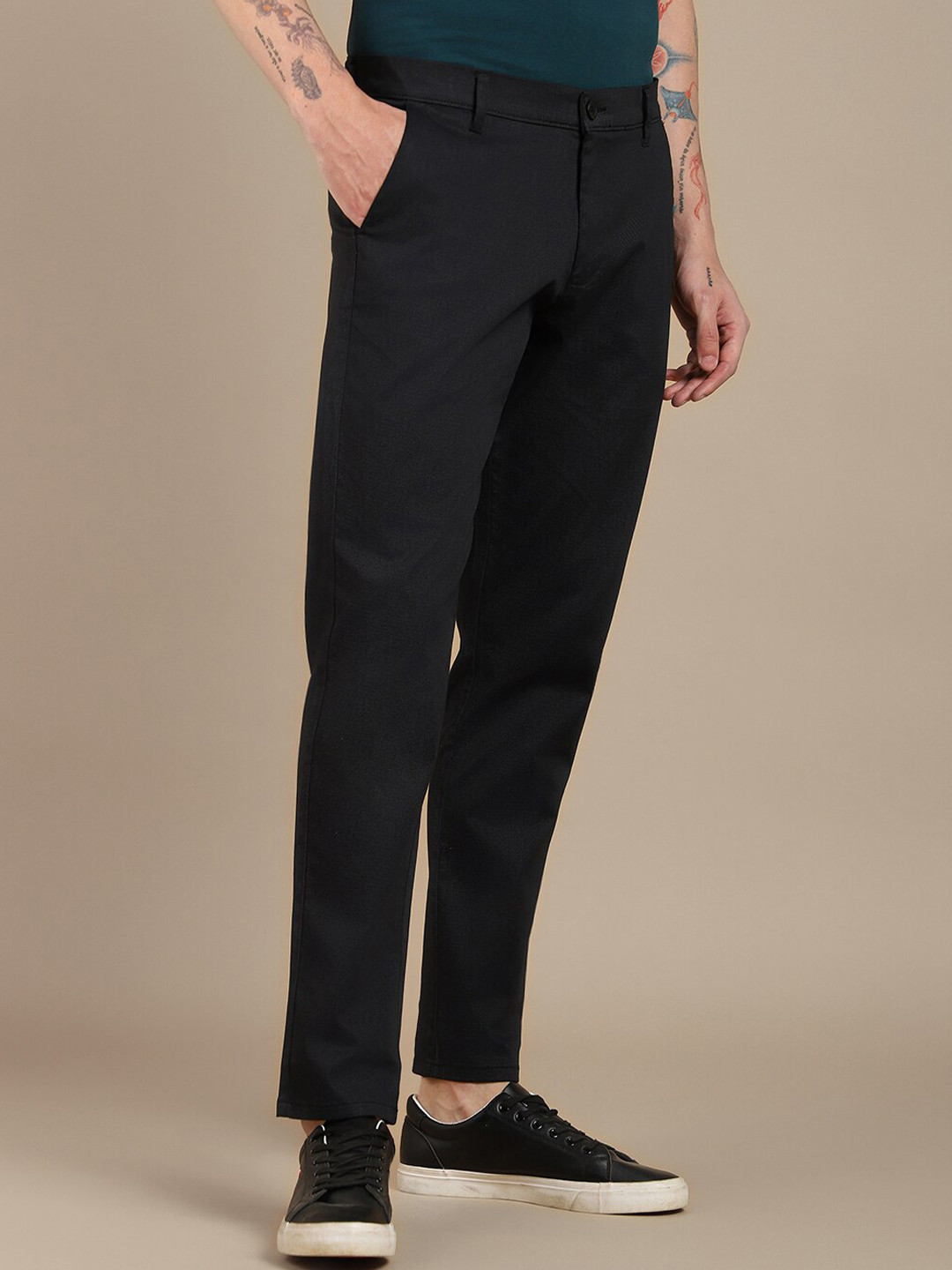 

Dennis Lingo Men Slim Fit Wrinkle Free Regular Trousers, Black