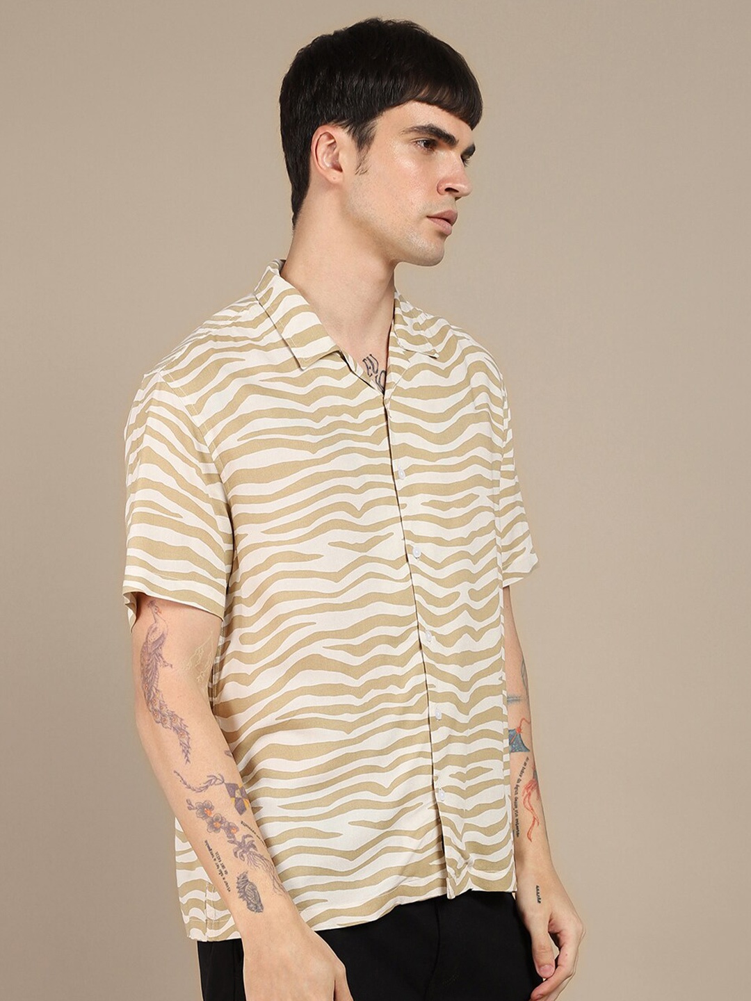 

Dennis Lingo Slim Fit Abstract Printed Opaque Cotton Casual Shirt, Khaki