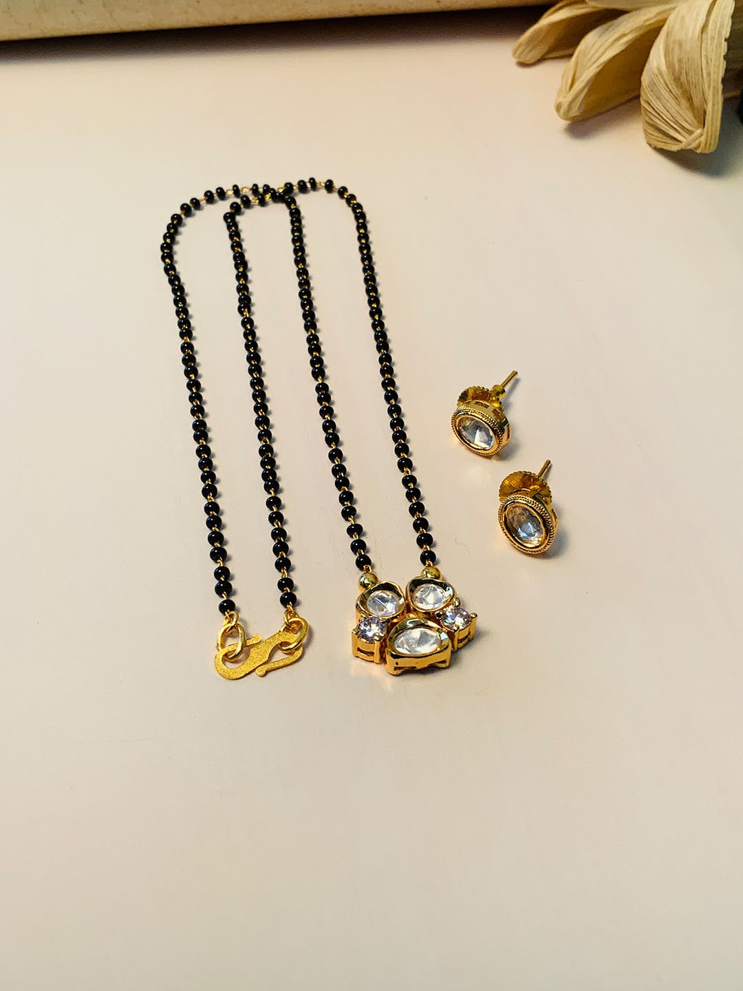 

ABDESIGNS Gold-Plated Kundan-Studded & Beaded Mangalsutra With Earrings