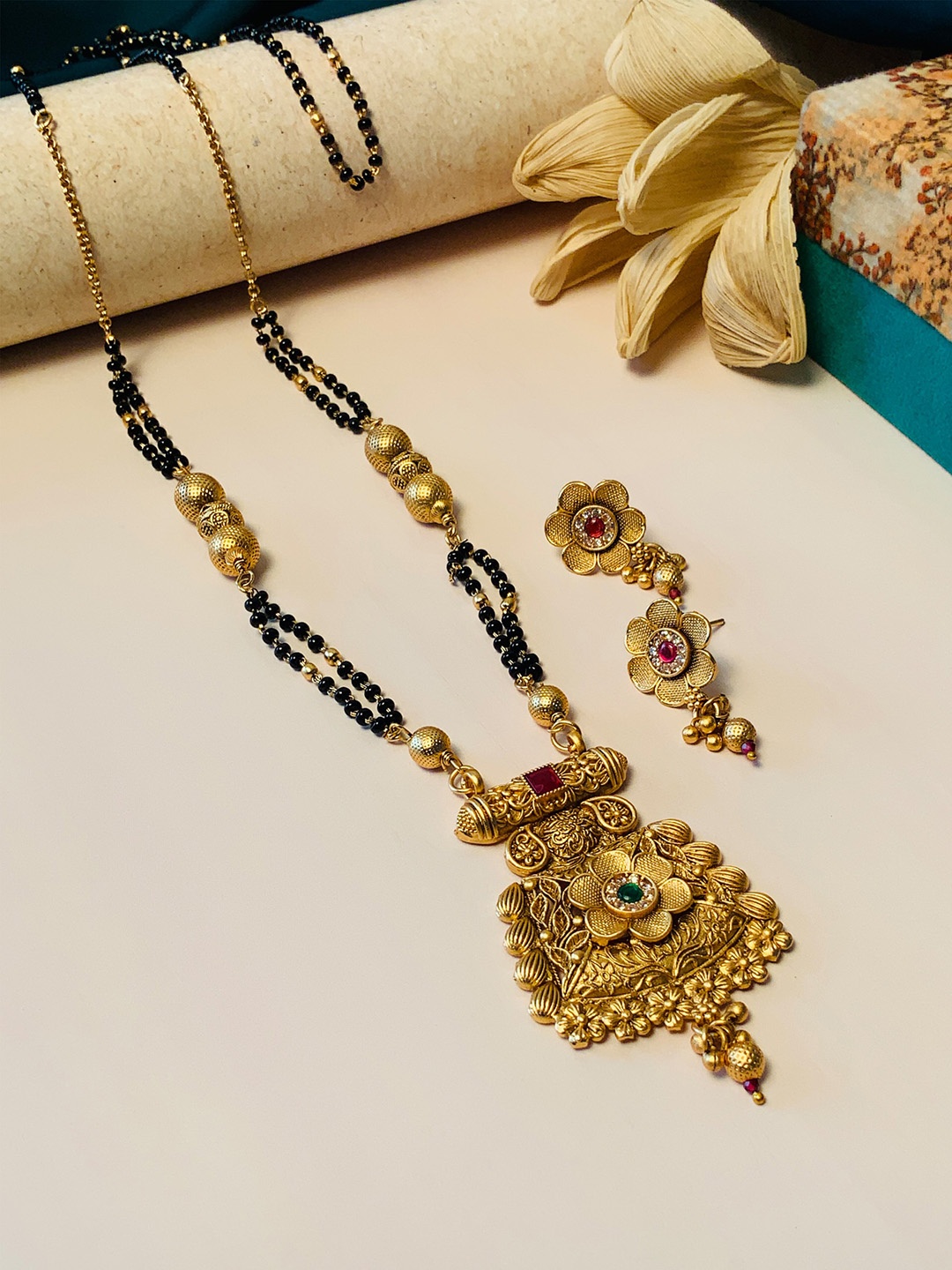

ABDESIGNS Gold Plated Stone-Studded & Beaded Mangalsutra With Earrings