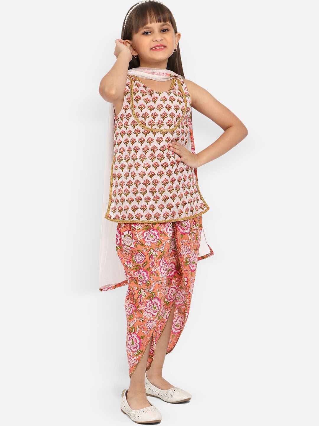 

Nauti Nati Girls Floral Printed Gotta Patti Cotton Kurti with Dhoti Pants & With Dupatta, White