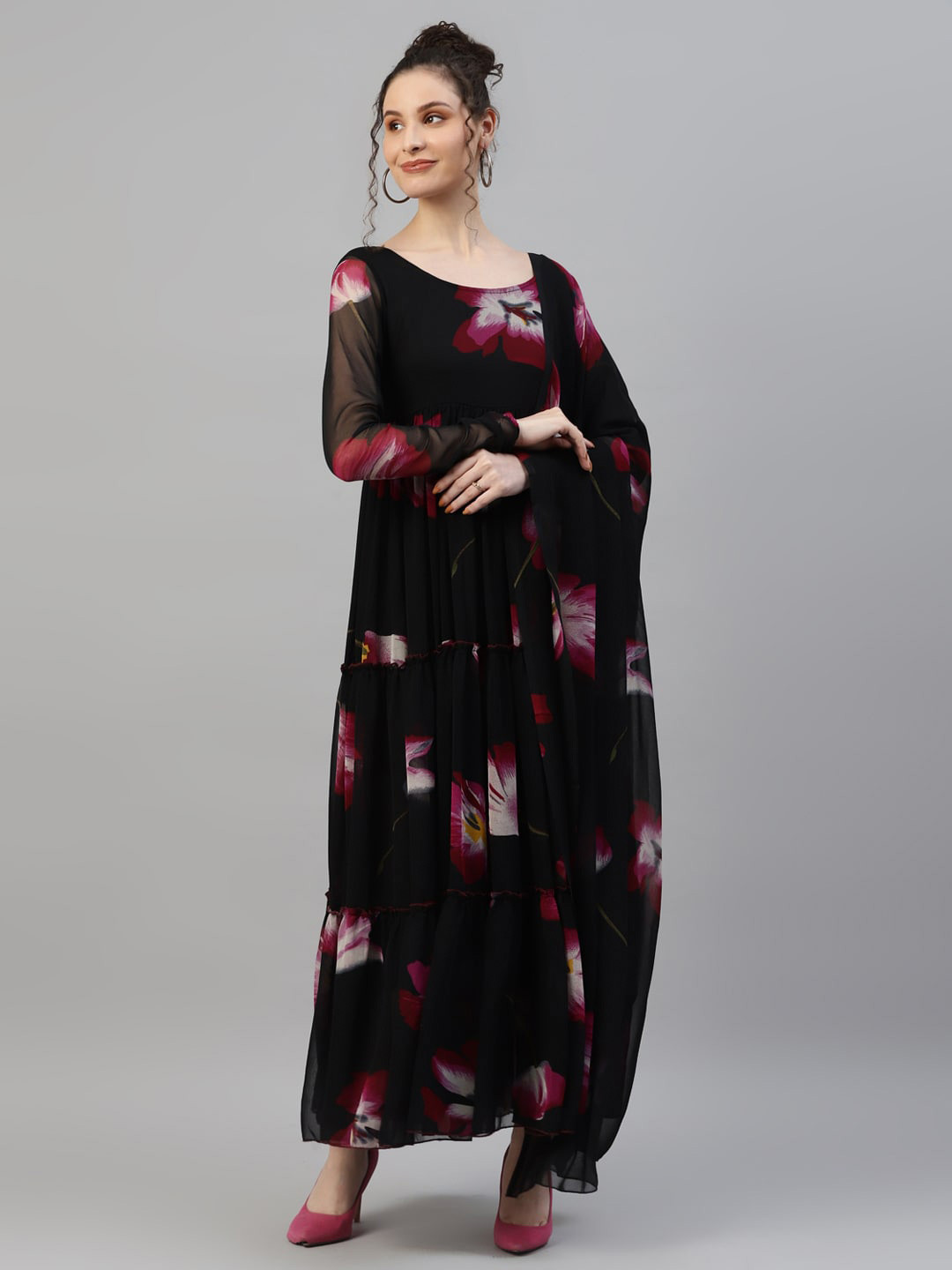

DEEBACO Floral Printed Anarkali Kurta With Dupatta, Black