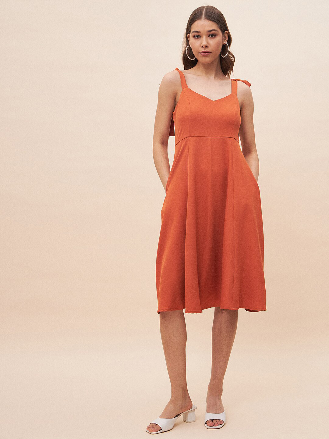 

Femella Shoulder Strap Tie-Ups A-Line Dress, Rust