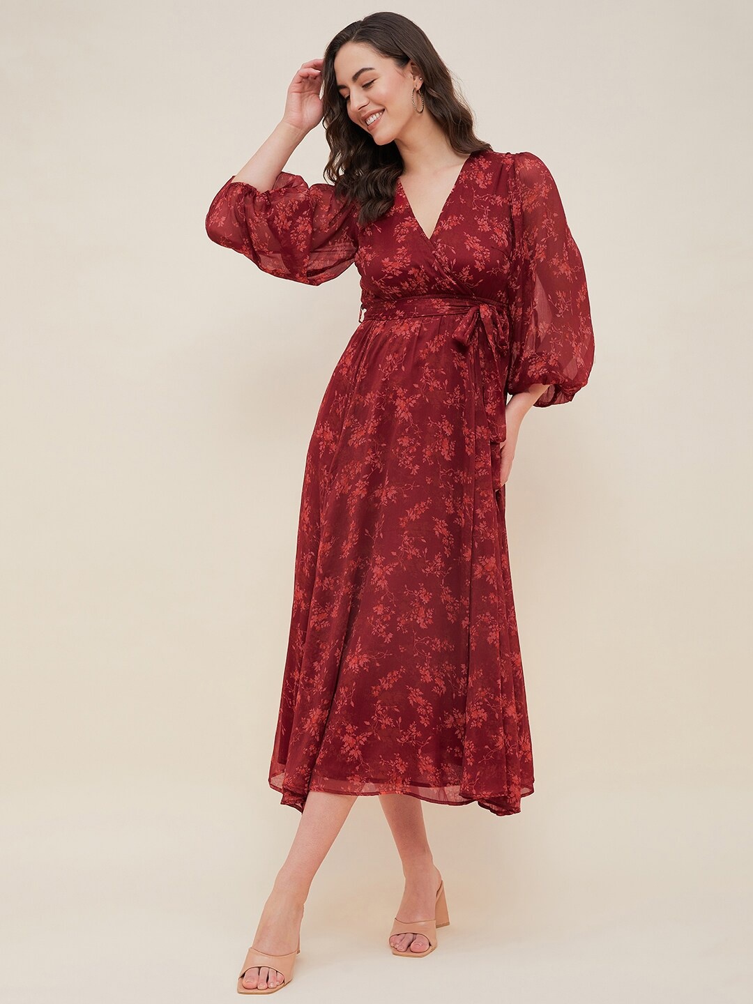 

Femella Red Floral Printed Puff Sleeves Gathered A-Line Midi Dress