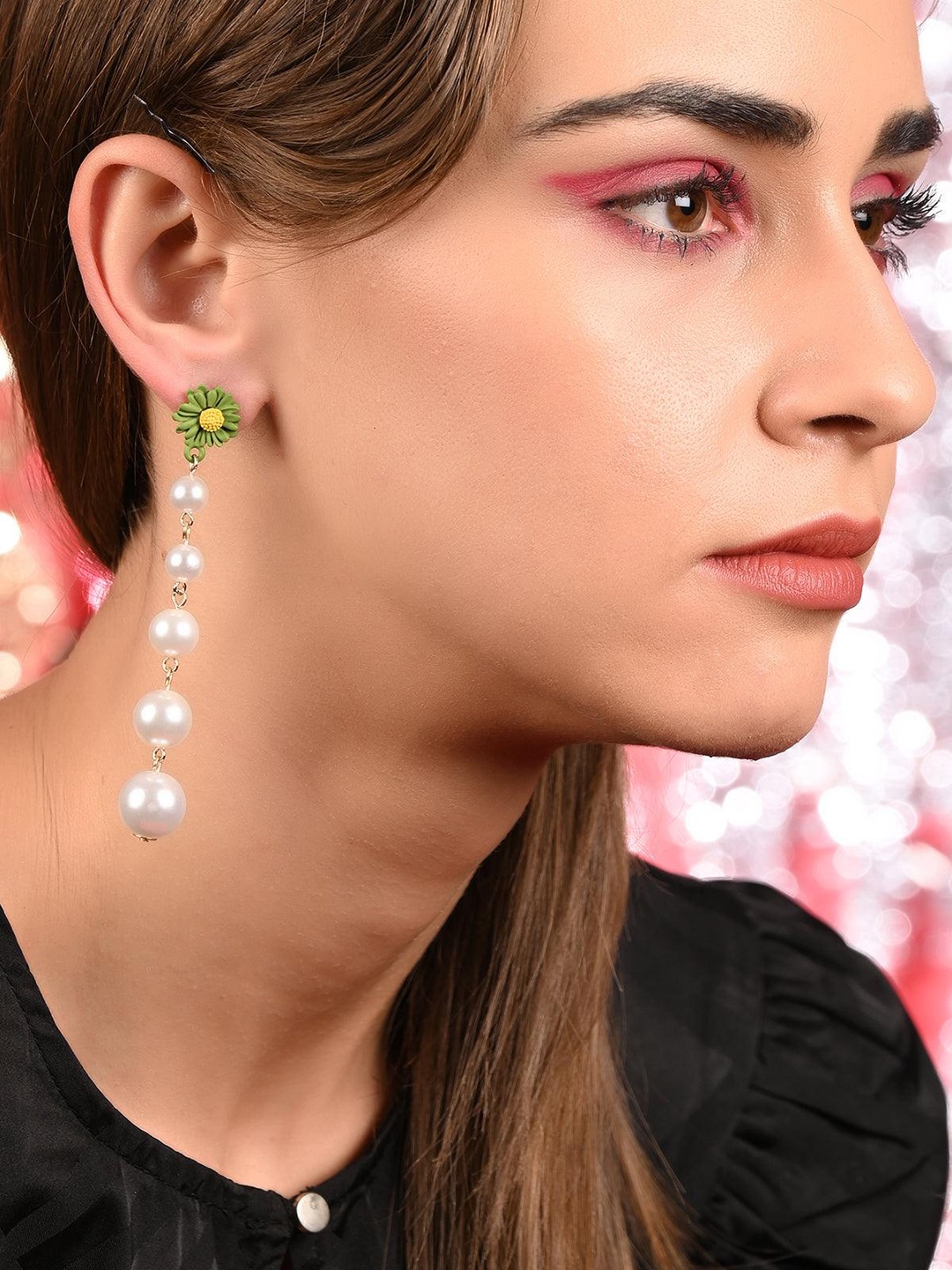 

ODETTE Classic Drop Earrings, White