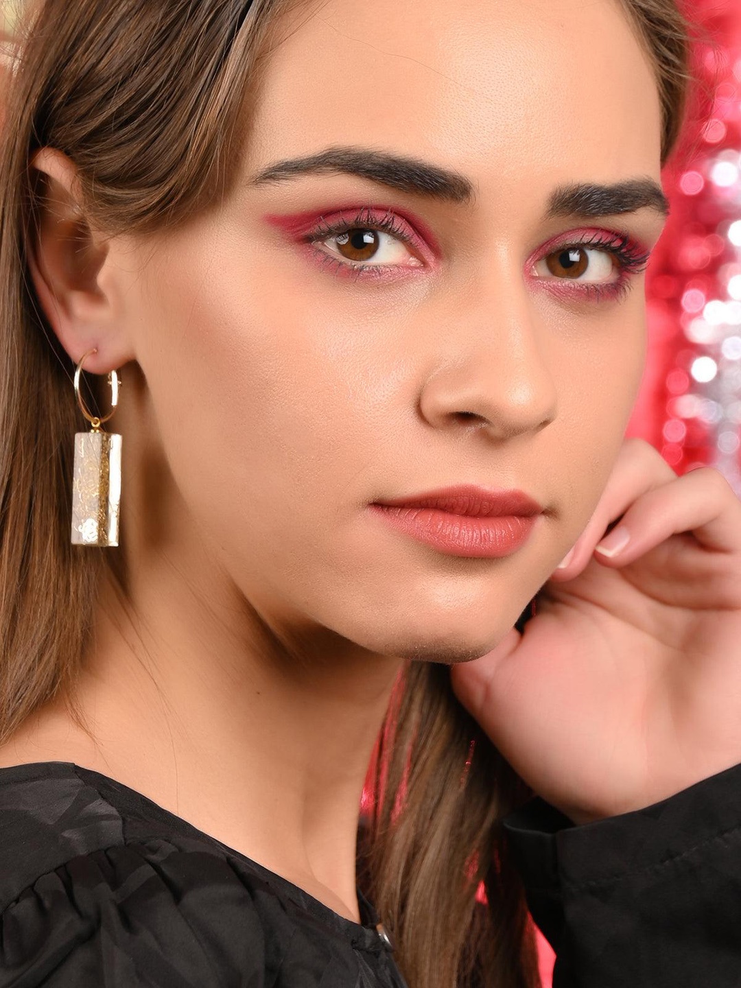 

ODETTE Classic Drop Earrings, Gold
