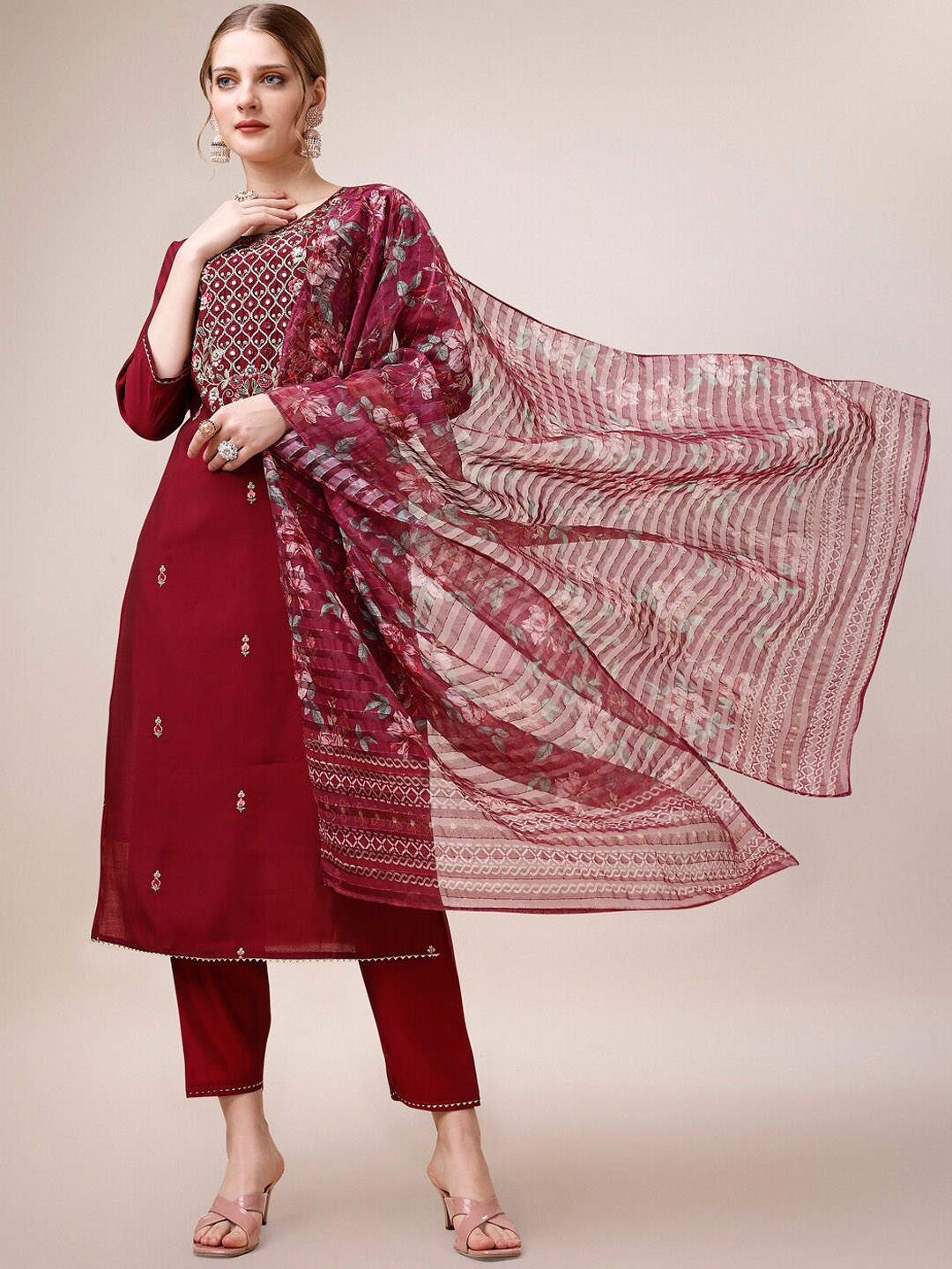 

Berrylicious Yoke Design Embroidered Chanderi Cotton Kurta with Trousers & With Dupatta, Maroon