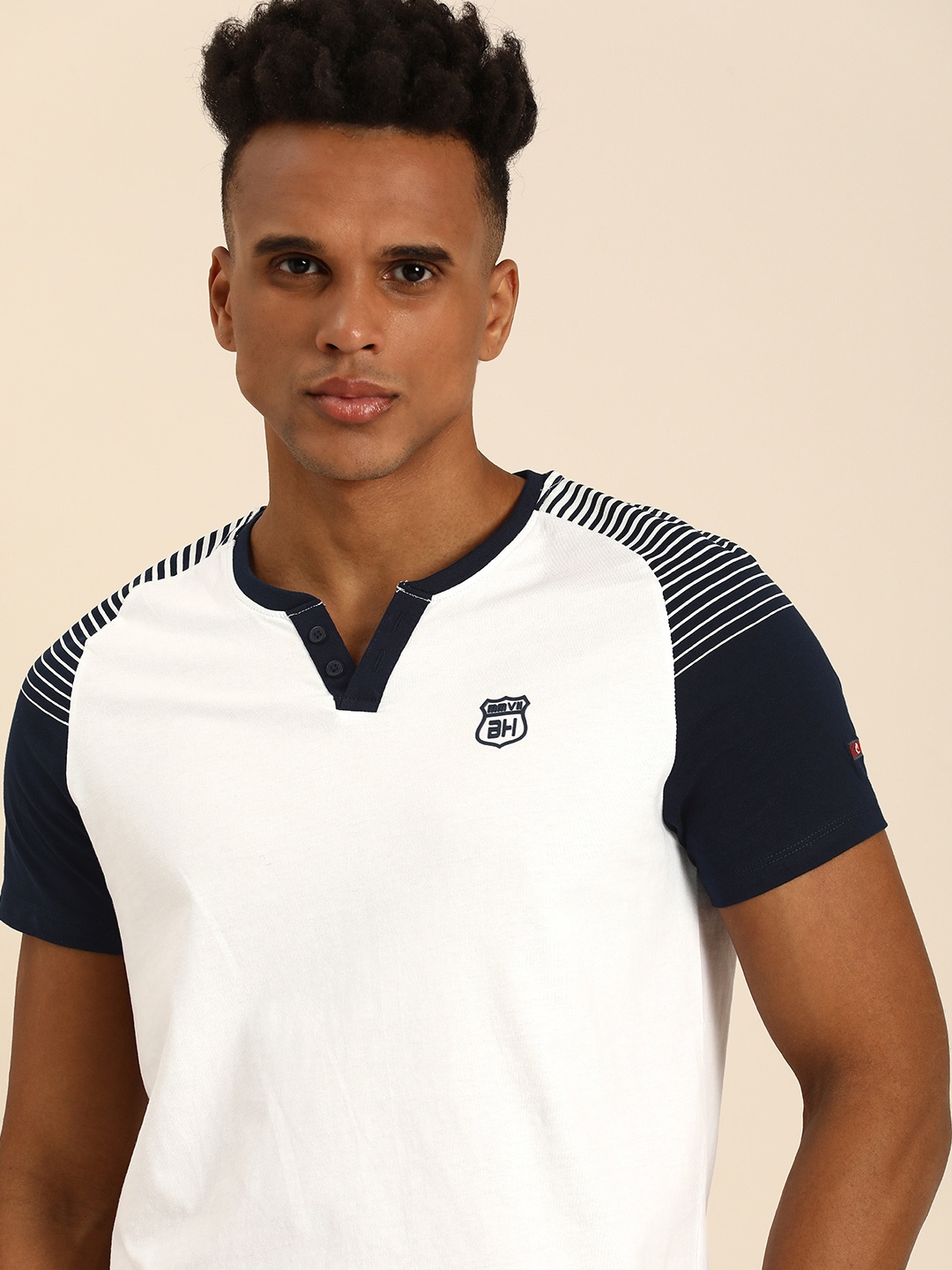

Being Human Solid With Contrast Striped Sleeves Henley Neck Pure Cotton T-shirt, White