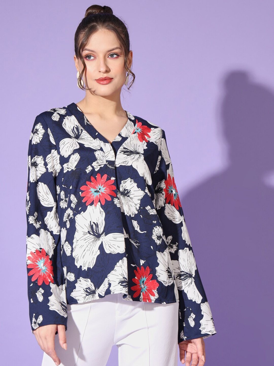 

angloindu Floral Printed V-Neck Top, Navy blue
