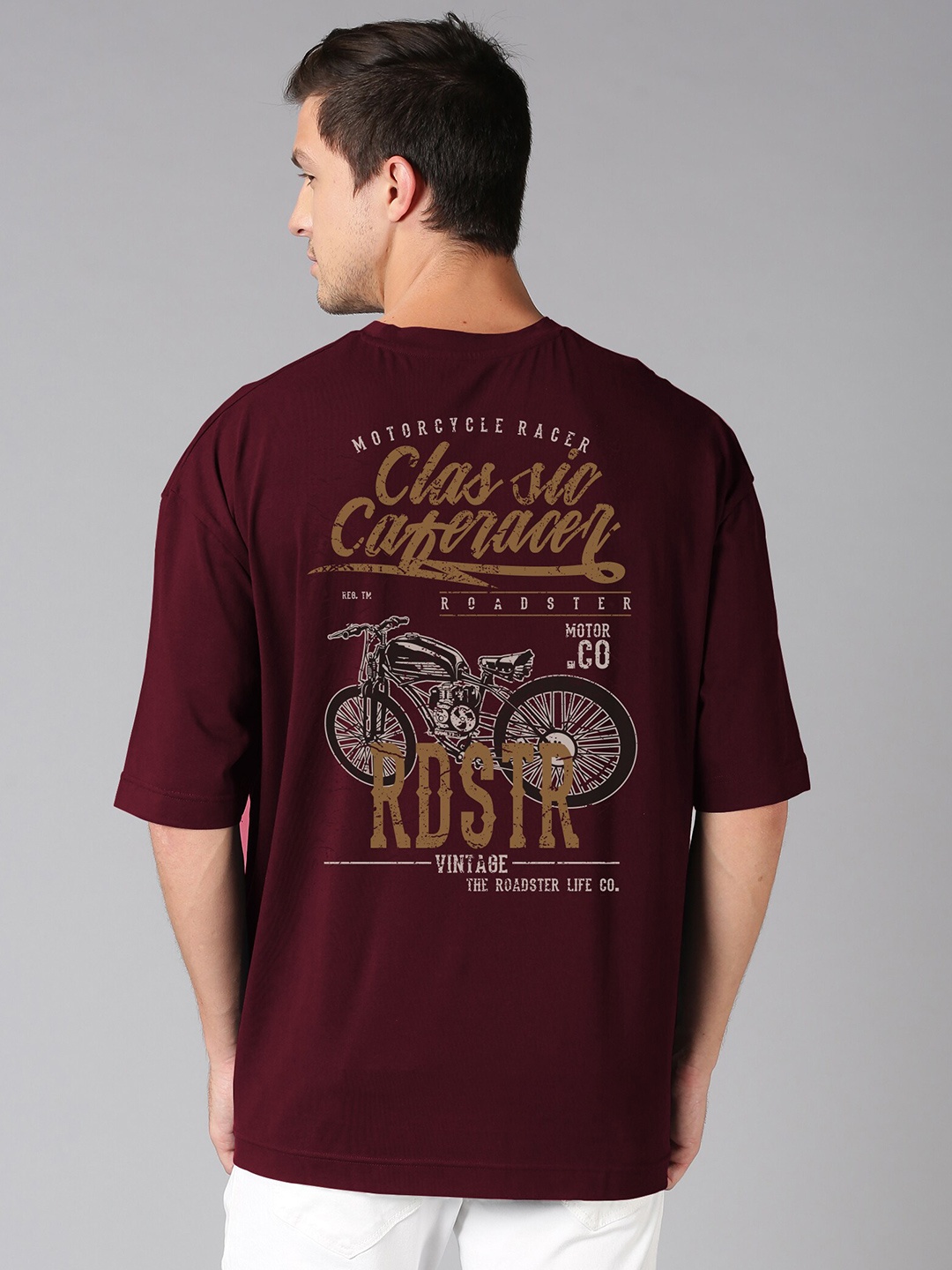 

Roadster Maroon Typographic Printed Pure Cotton Oversized T-Shirt