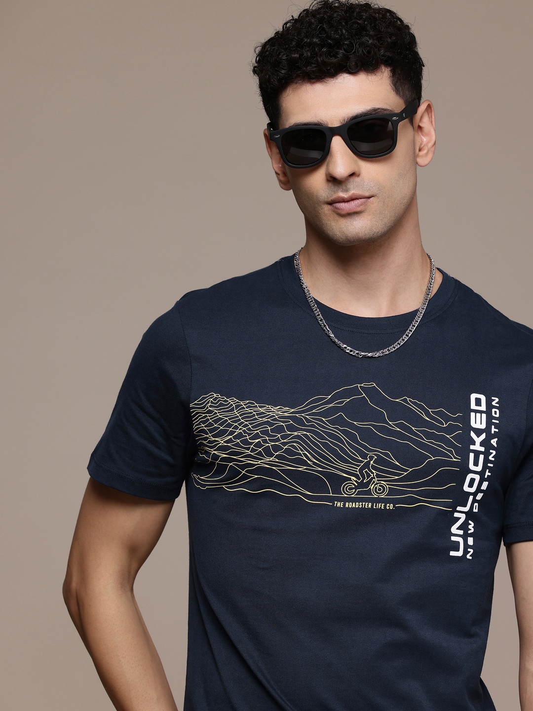 

The Roadster Life Co. Printed Pure Cotton T-shirt, Navy blue