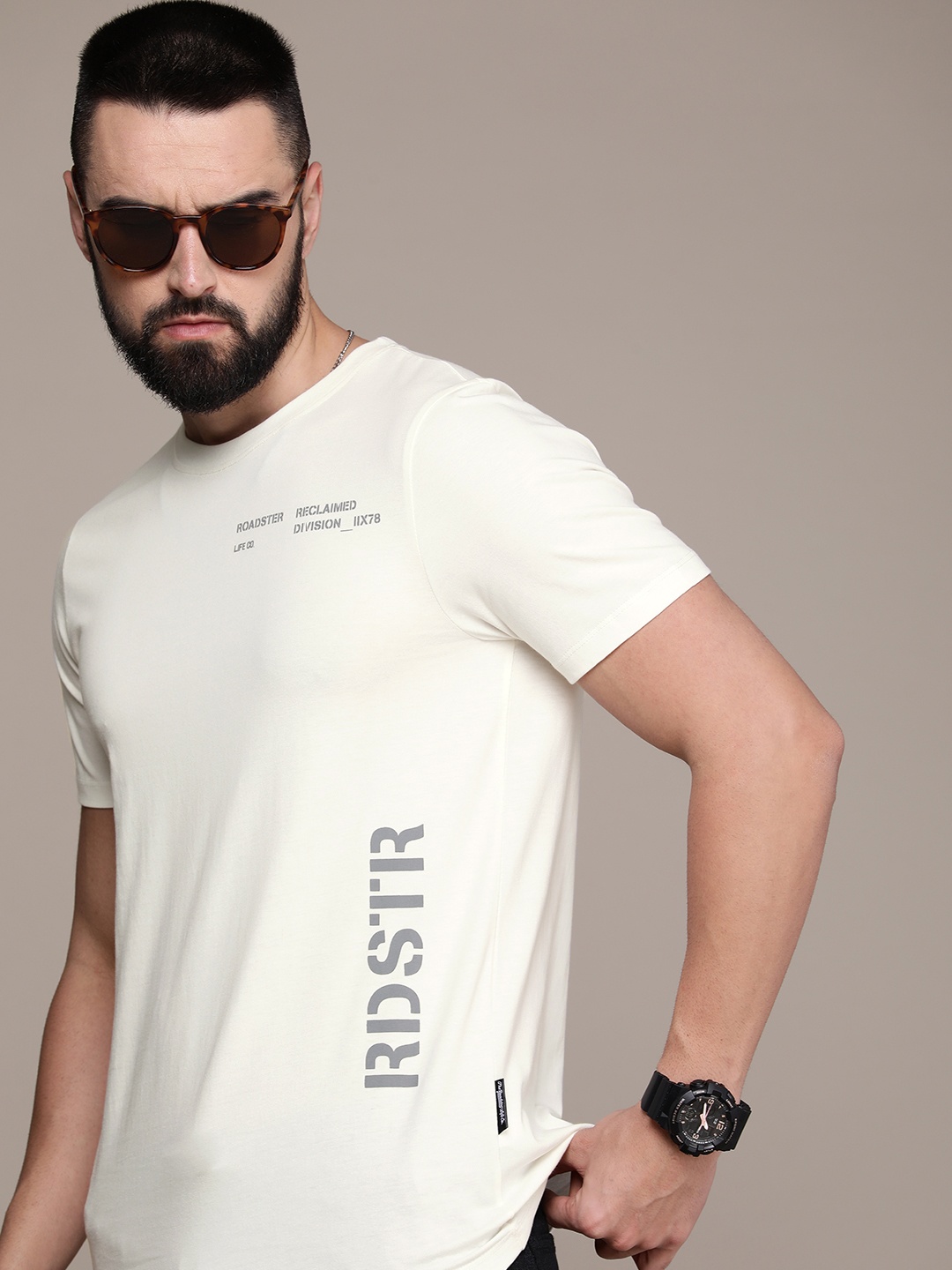 

The Roadster Life Co. Typography Printed Pure Cotton T-shirt, Off white