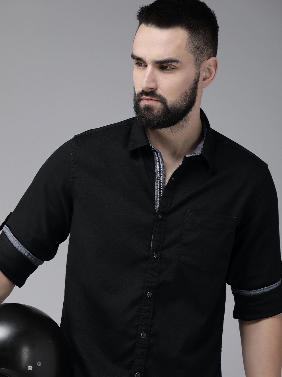 

The Roadster Life Co. Spread Collar Casual Shirt, Black