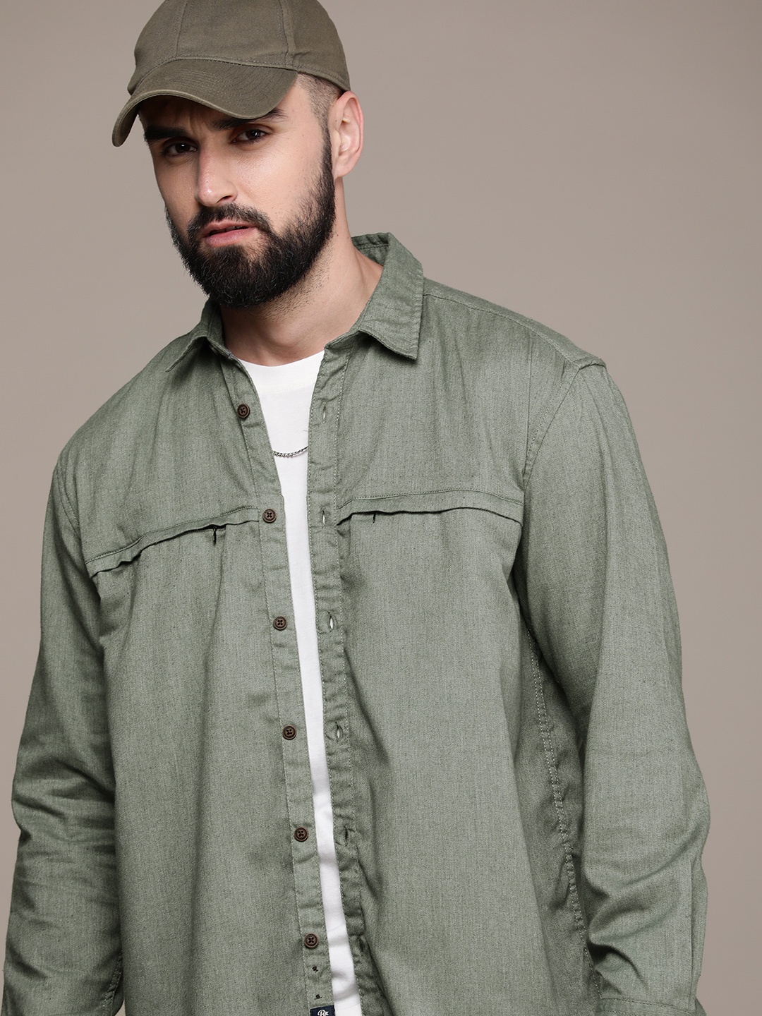 

The Roadster Life Co. Spread Collar Casual Shirt, Olive