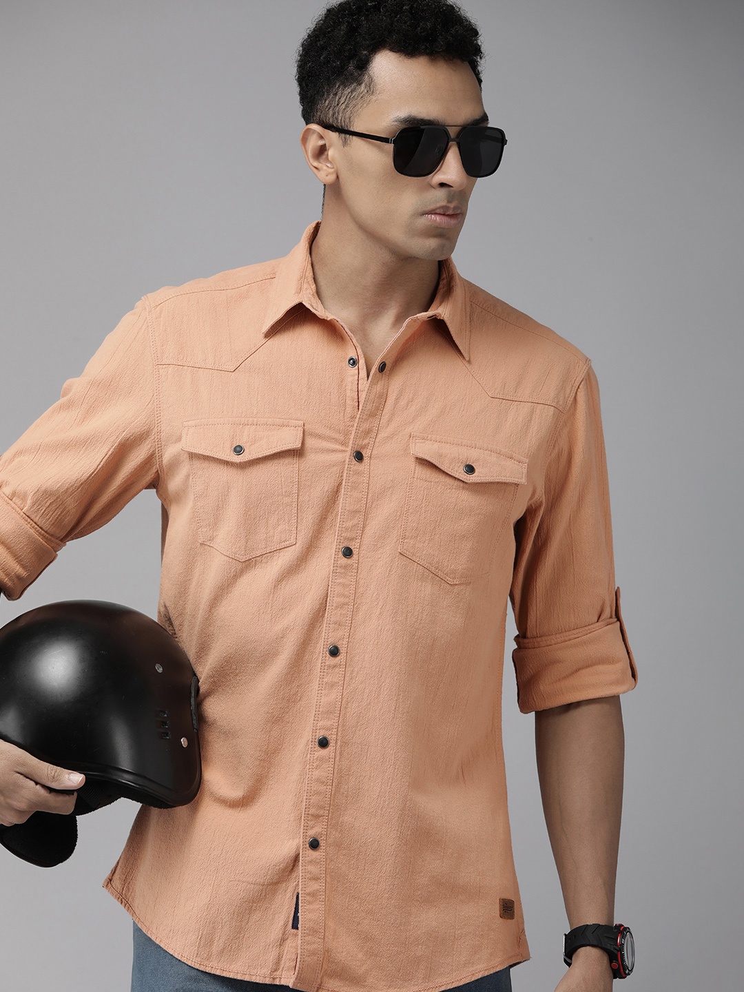 

The Roadster Life Co. Solid Pure Cotton Casual Shirt, Peach