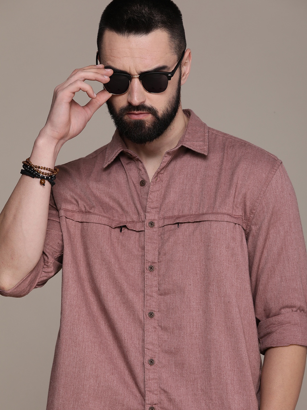 

The Roadster Life Co. Solid Spread-Collar Casual Shirt, Mauve