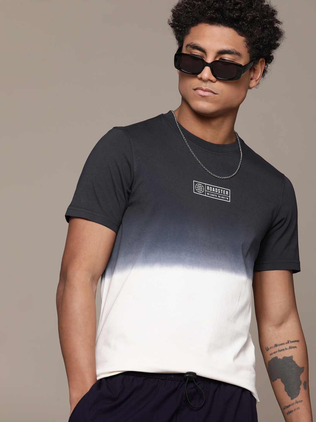 

The Roadster Lifestyle Co. Dyed Pure Cotton T-Shirt, Navy blue