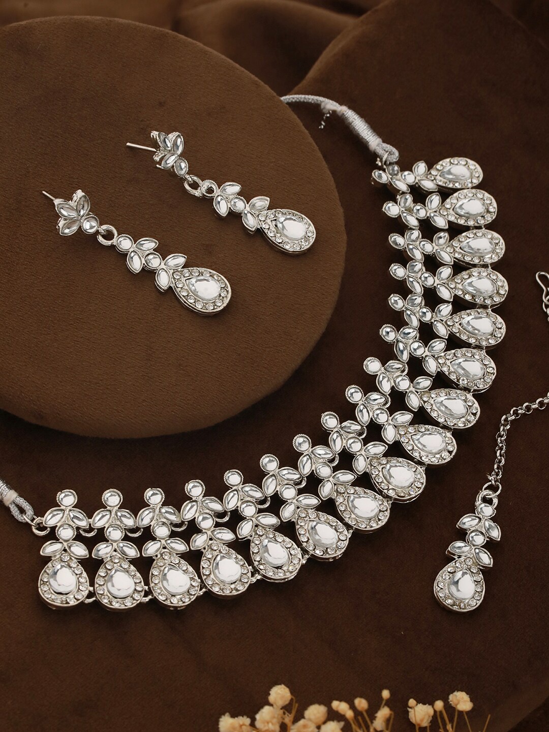 

Priyaasi Silver-Plated Stone-Studded JewellerySet