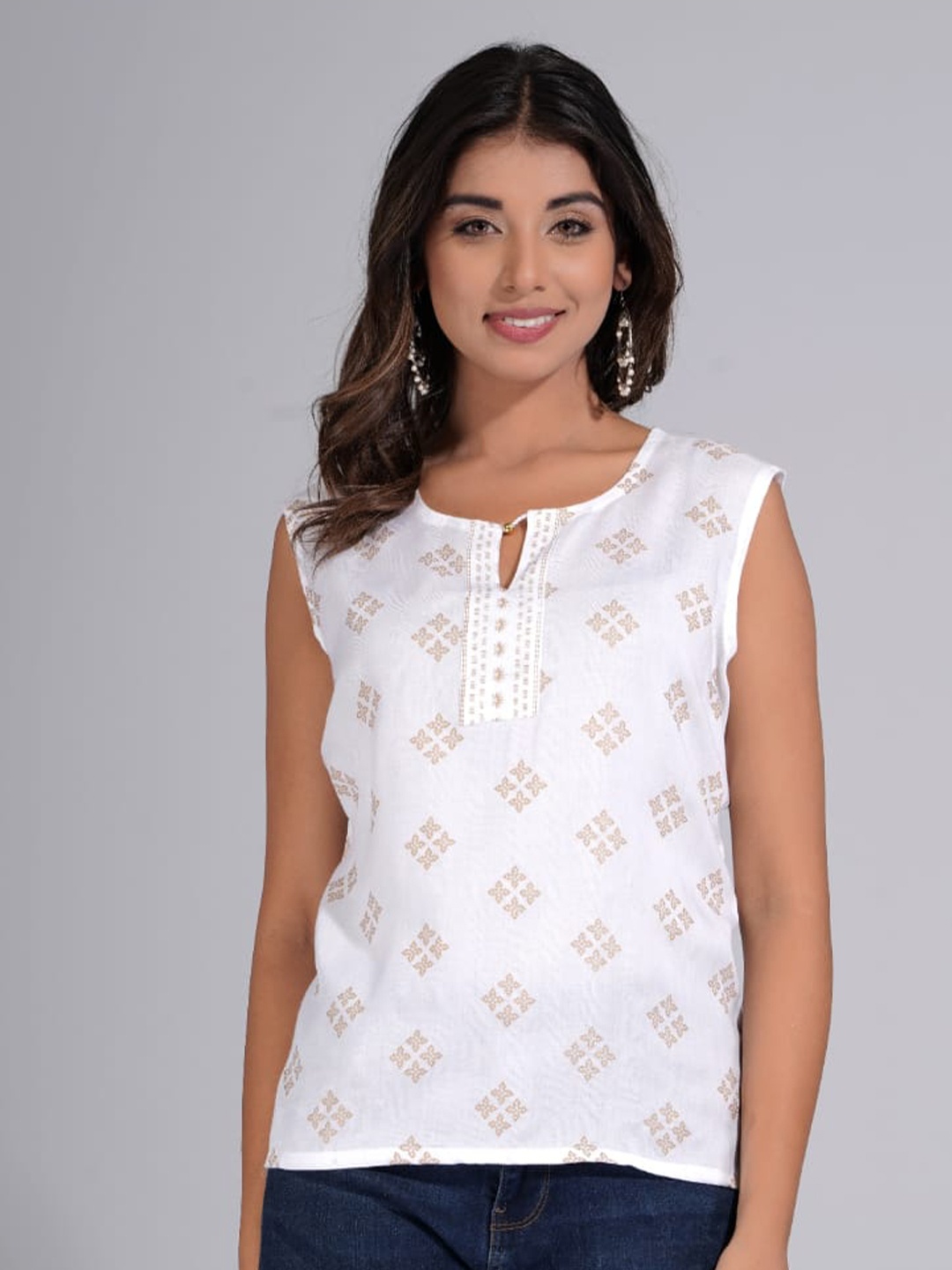 

BAESD Floral Printed Keyhole Neck Top, White