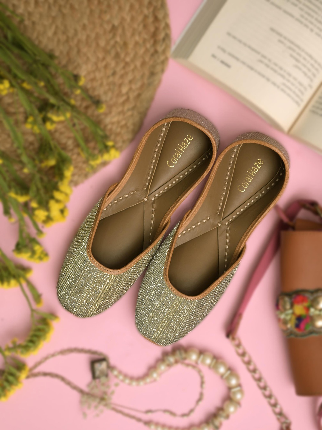

Coral Haze Embellished Ethnic Mojaris, Gold