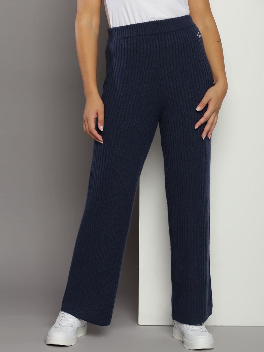 

Tommy Hilfiger Women Ribbed Relaxed-Fit Mid-Rise Track Pants, Blue