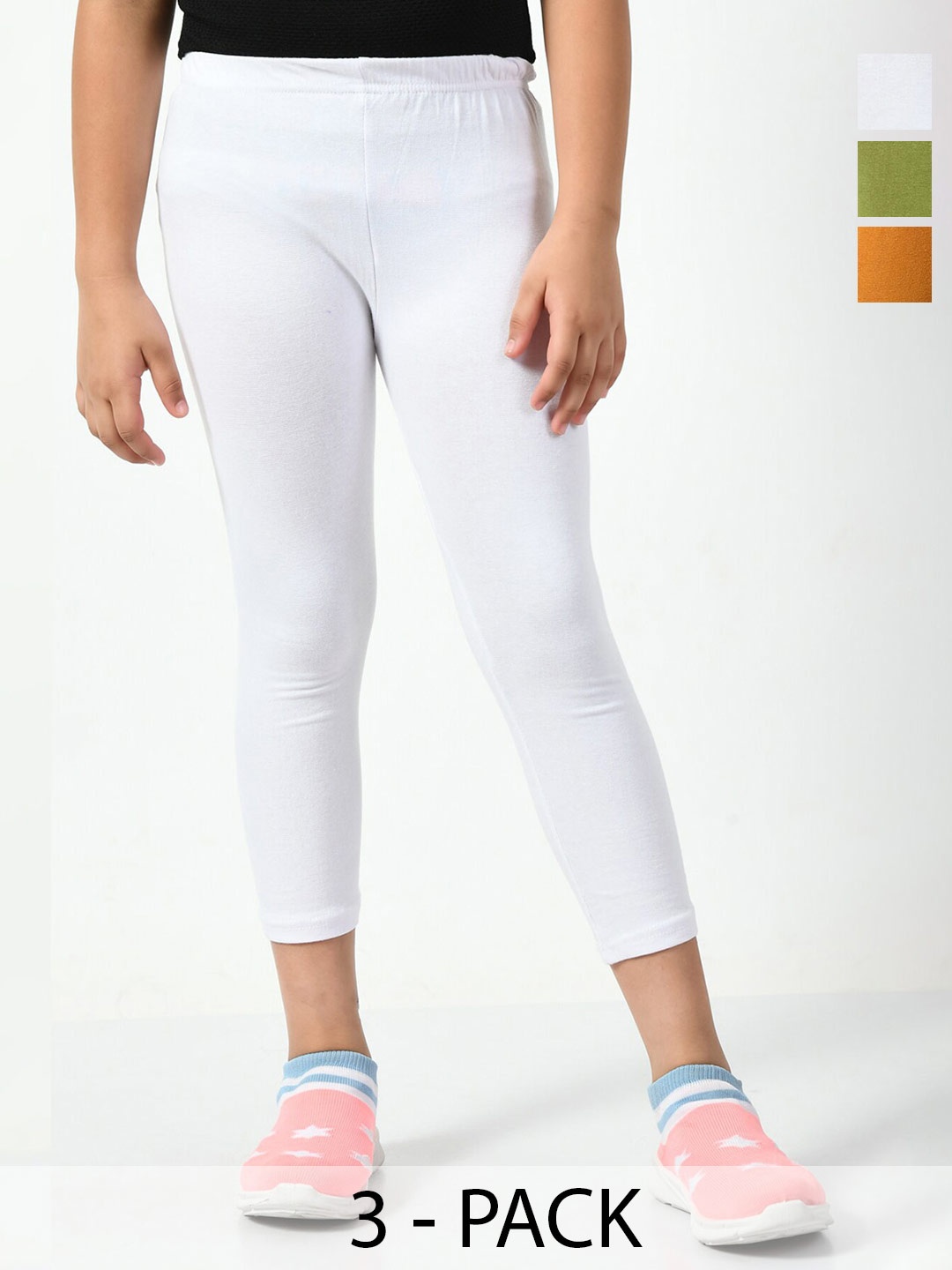 

BAESD Girls Pack Of 3 Skinny Fit Mid Rise Cotton Capris, White