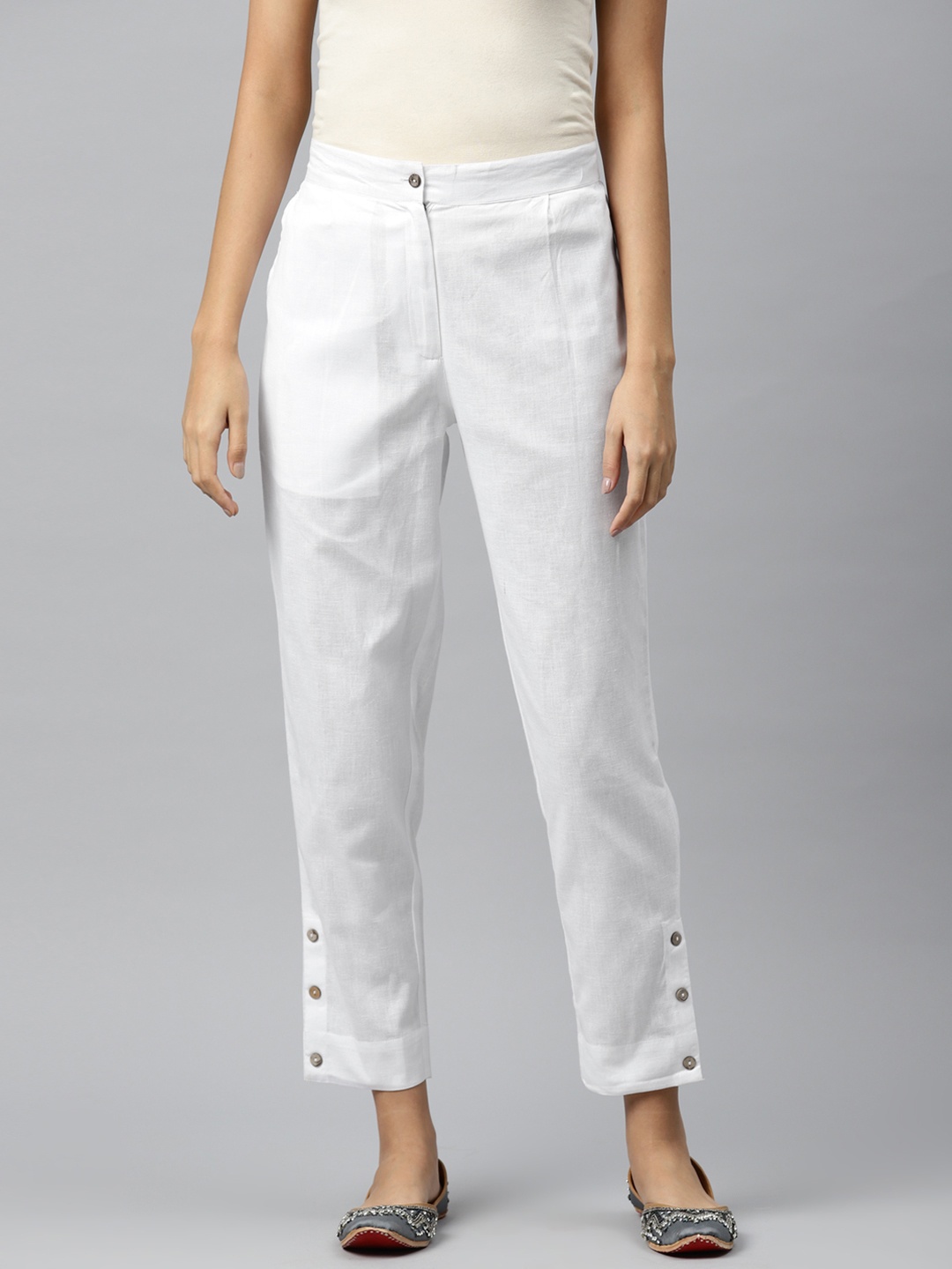 

PIROH Women Solid Regular Trousers, White