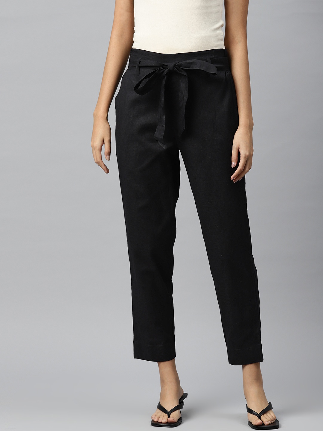 

PIROH Women Solid Easy Wash Cotton Peg Trousers, Black