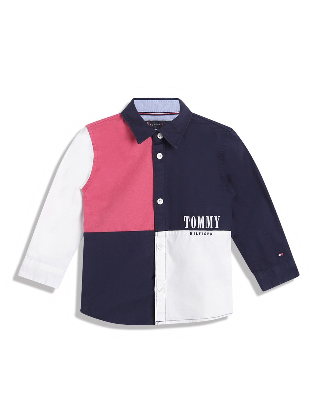 

Tommy Hilfiger Boys Colourblocked Spread Collar Opaque Cotton Casual Shirt, White