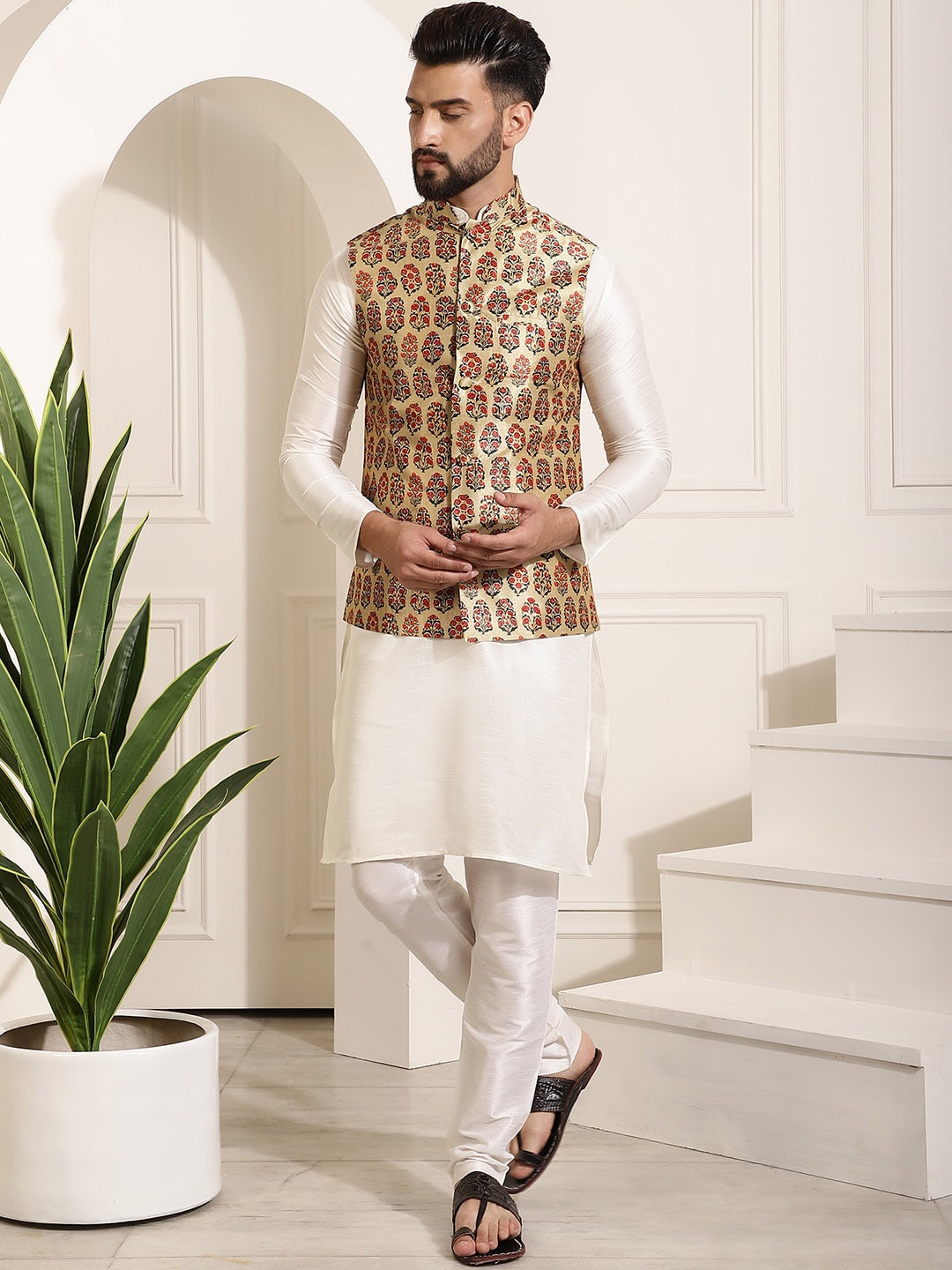 

SOJANYA Mandarin Collar Kurta With Churidar & Nehru Jacket, White