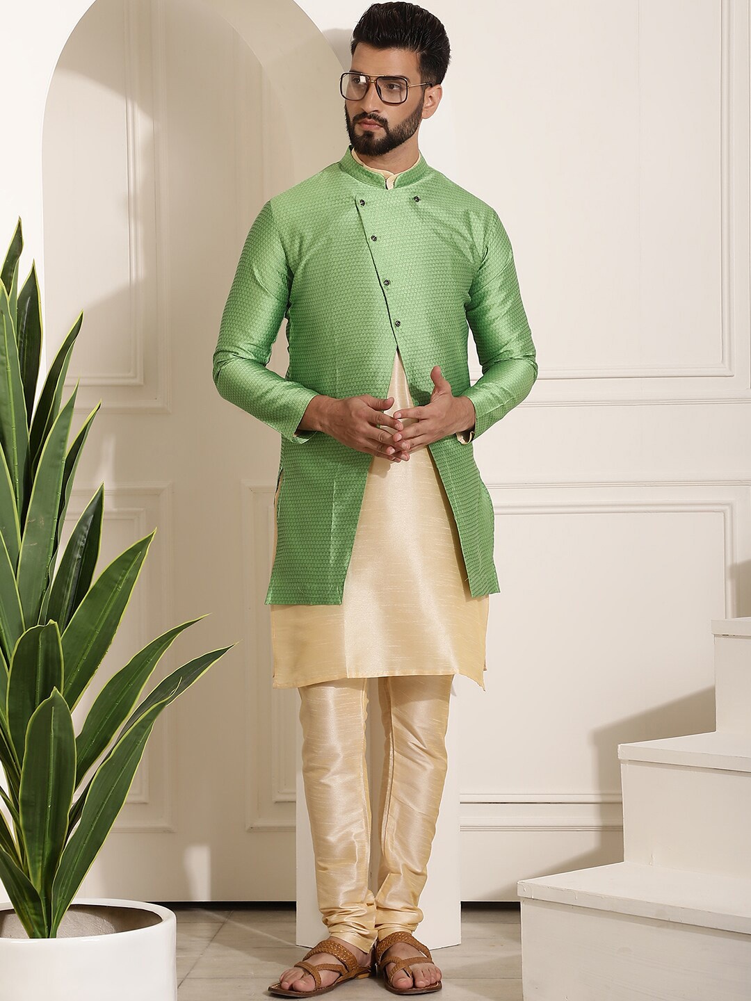 

SOJANYA Mandarin Collar Kurta With Churidar & Jacket, Gold