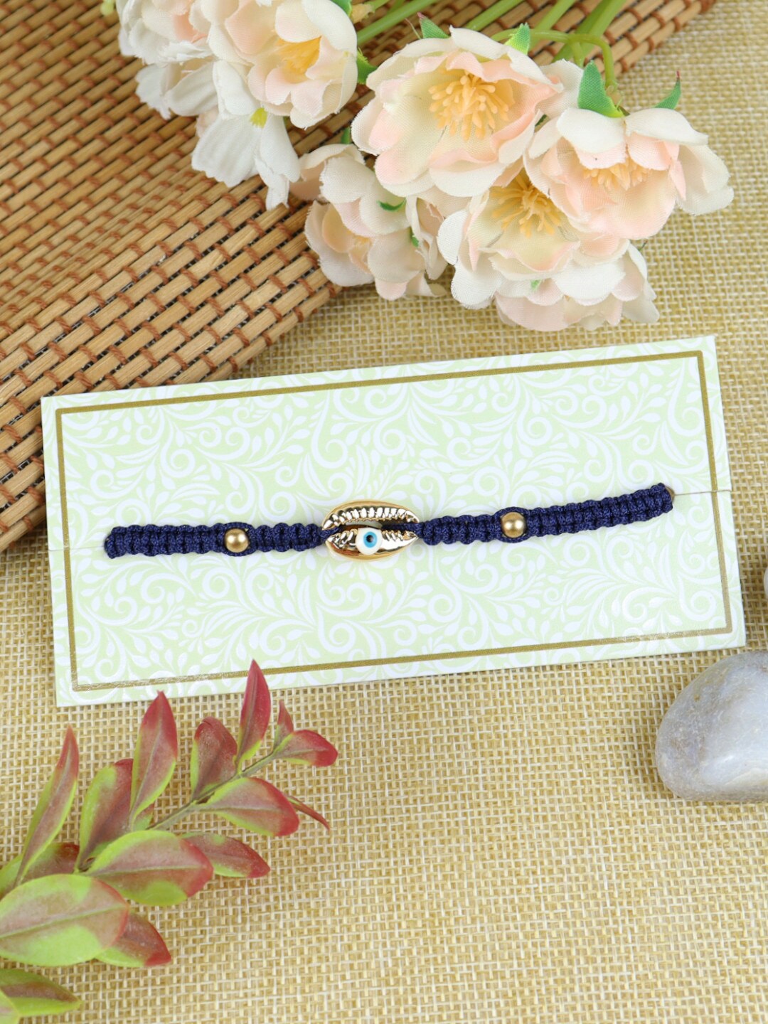 

Asthetika Men Sea Shell Evil Eye Macrame Bracelet Rakhi, Gold