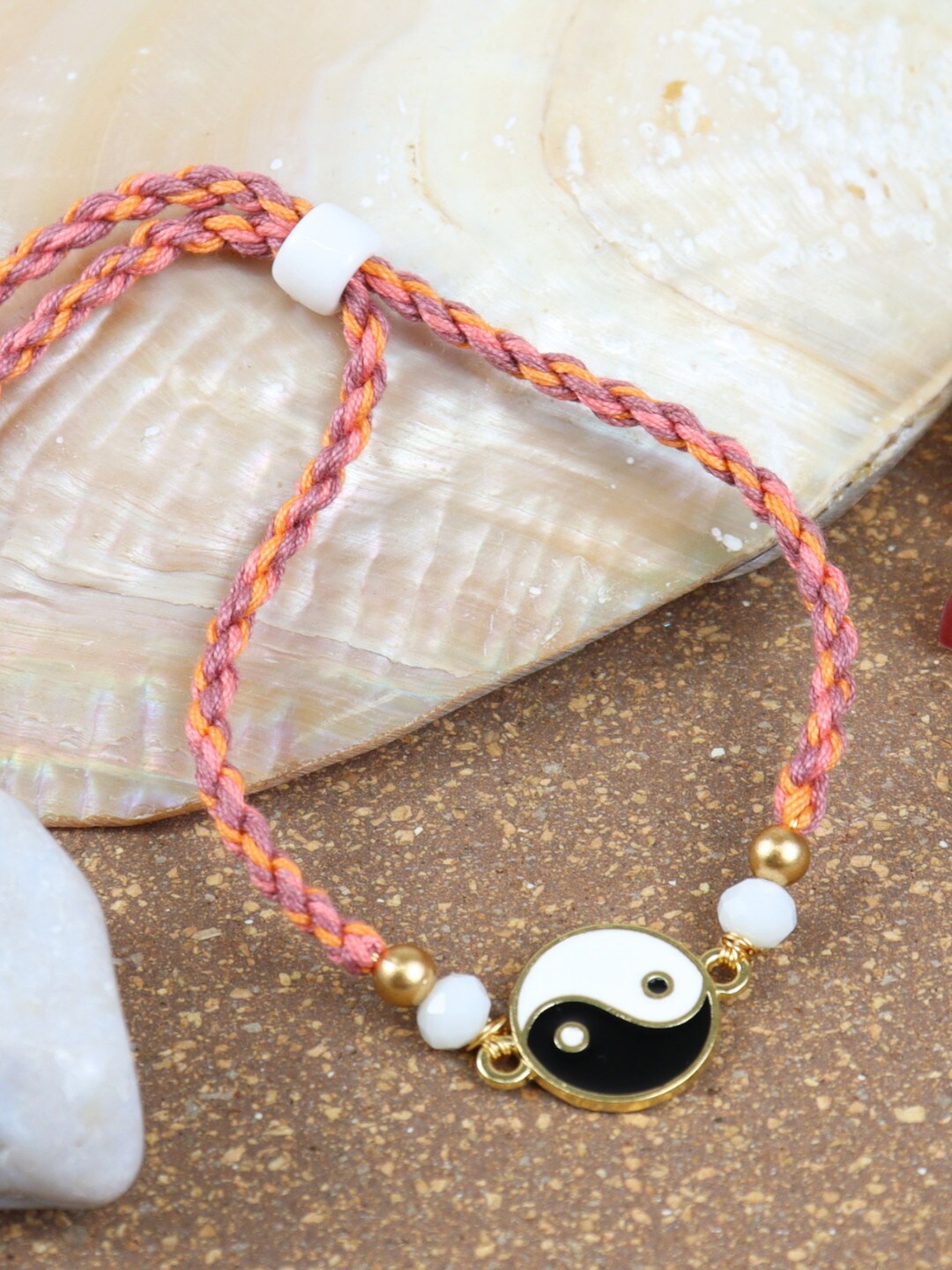 

Asthetika Men Yin Yang Charm & Beaded Bracelet Rakhi, Pink