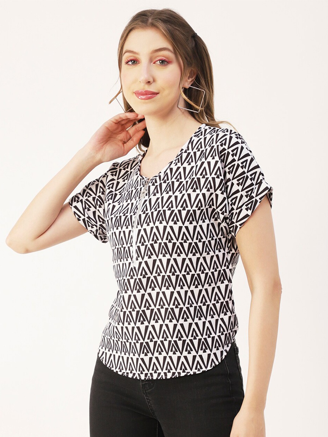 

Moomaya Geometric Print Extended Sleeves Georgette Regular Top, Black