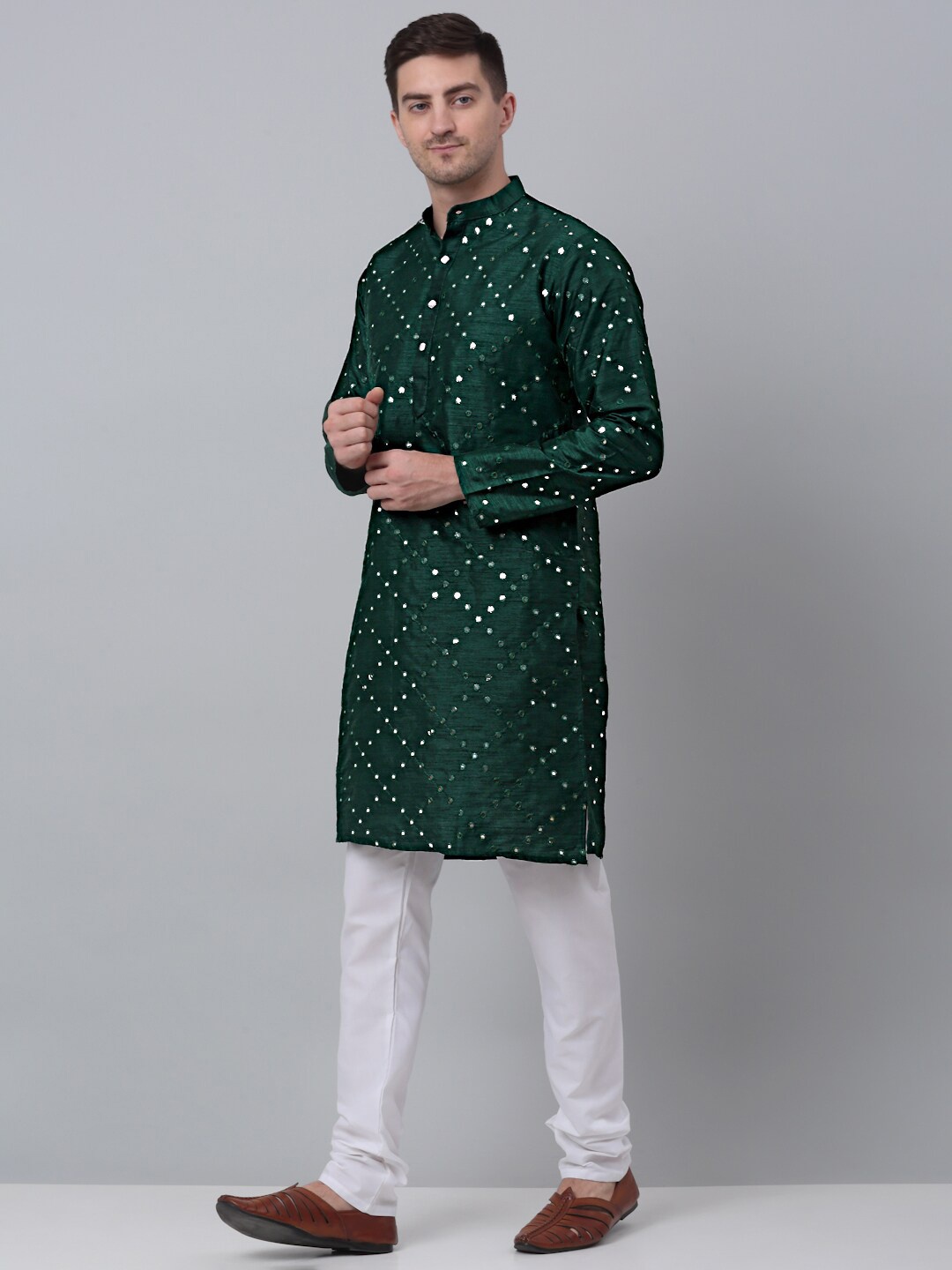 

Jompers Geometric Embroidered Mirror Work Embellished Pure Cotton Kurta With Churidar, Olive