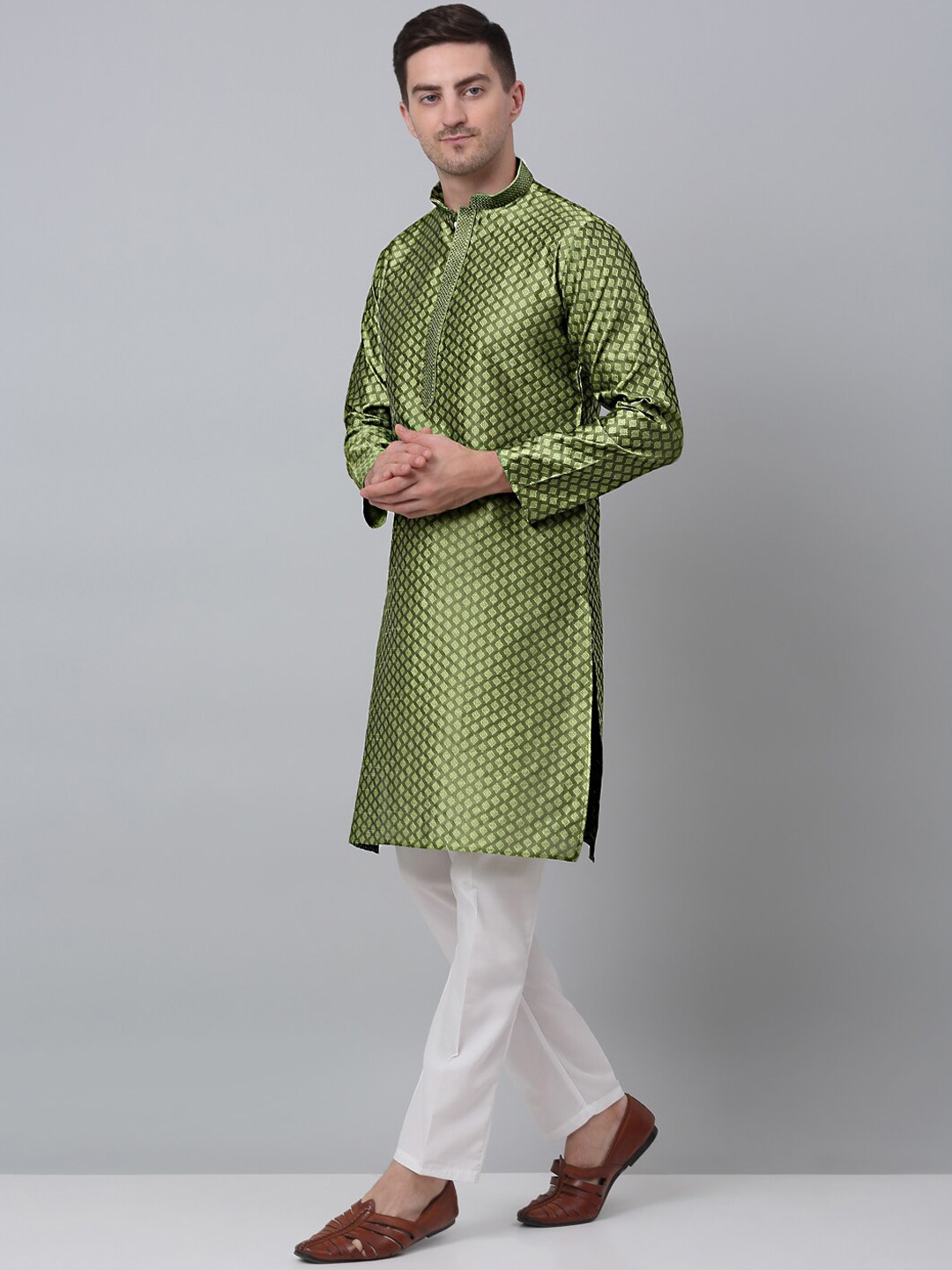 

Jompers Ethnic Motifs Woven Design Kurta with Pyjamas, Olive