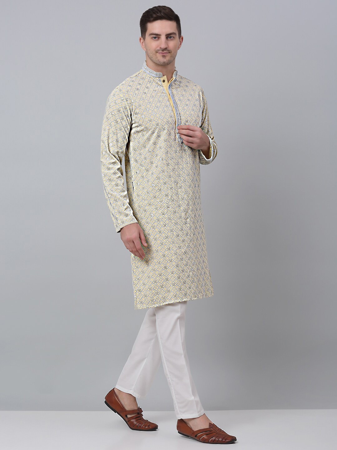 

Jompers Ethnic Motifs Embroidered Sequinned Pure Cotton Kurta with Pyjamas, Yellow