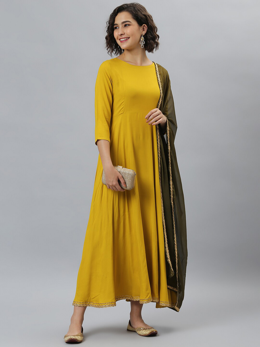 

Janasya Boat Neck Anarkali Kurta, Mustard