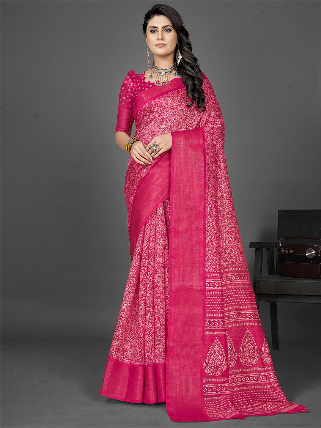 

Mitera Ethnic Motifs Printed Zari Sungudi Saree, Pink