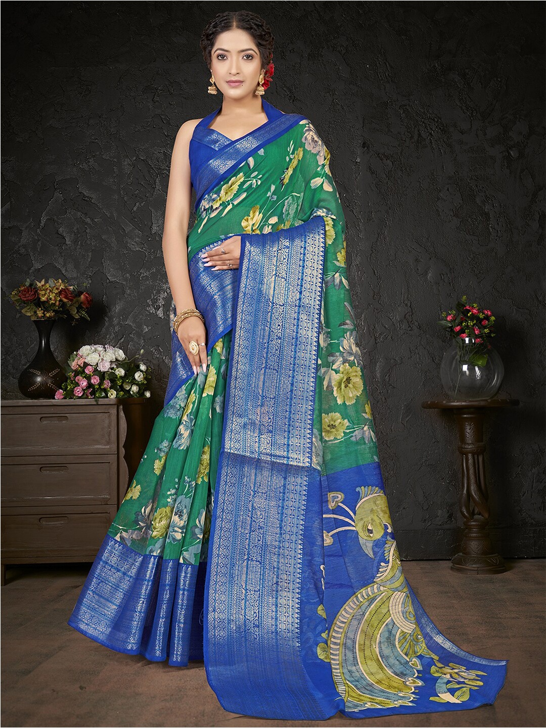 

Mitera Floral Printed Zari Sungudi Saree, Green