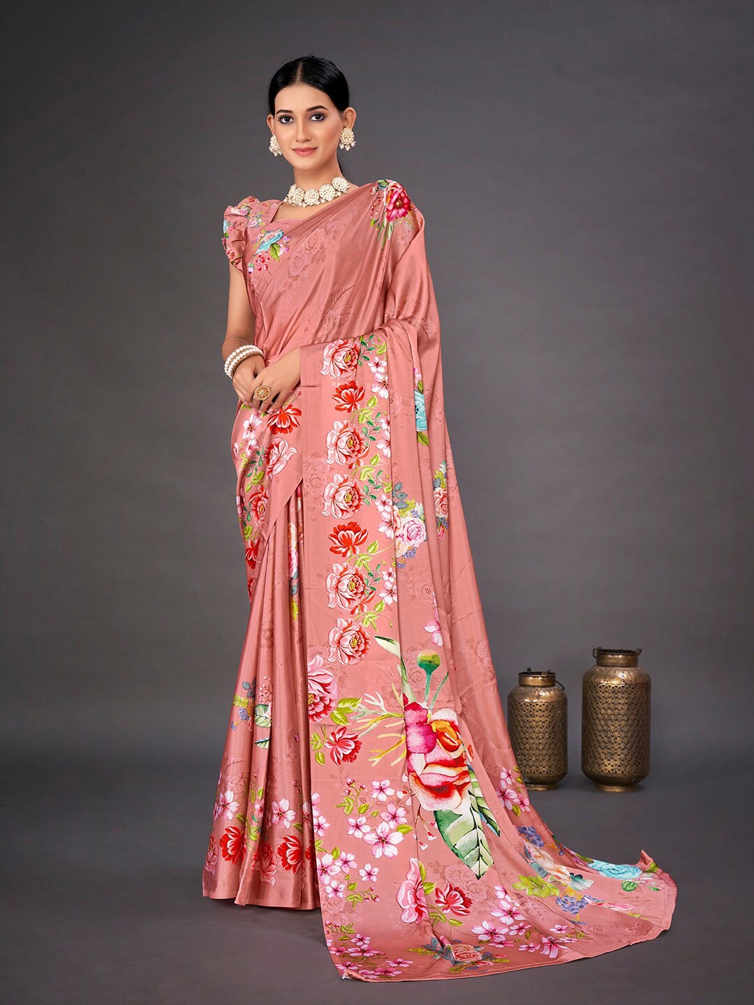 

Mitera Floral Printed Poly Crepe Saree, Pink