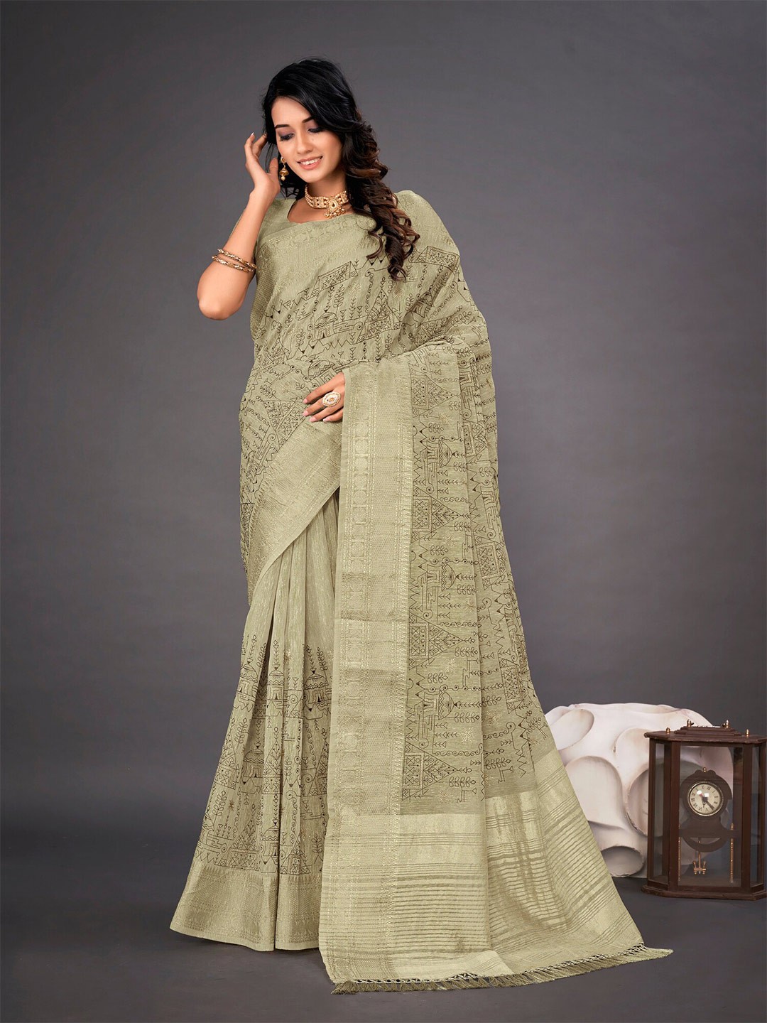 

Mitera Abstract Printed Linen Blend Saree, Grey