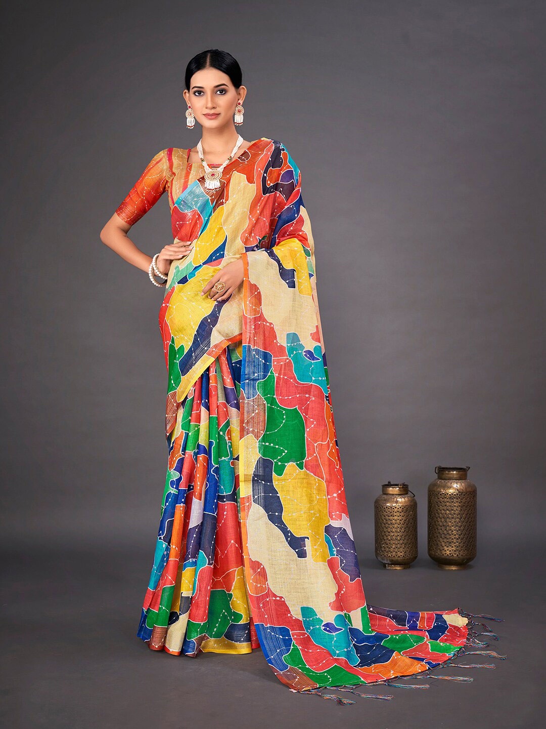 Mitera Printed Linen Blend Saree, Green